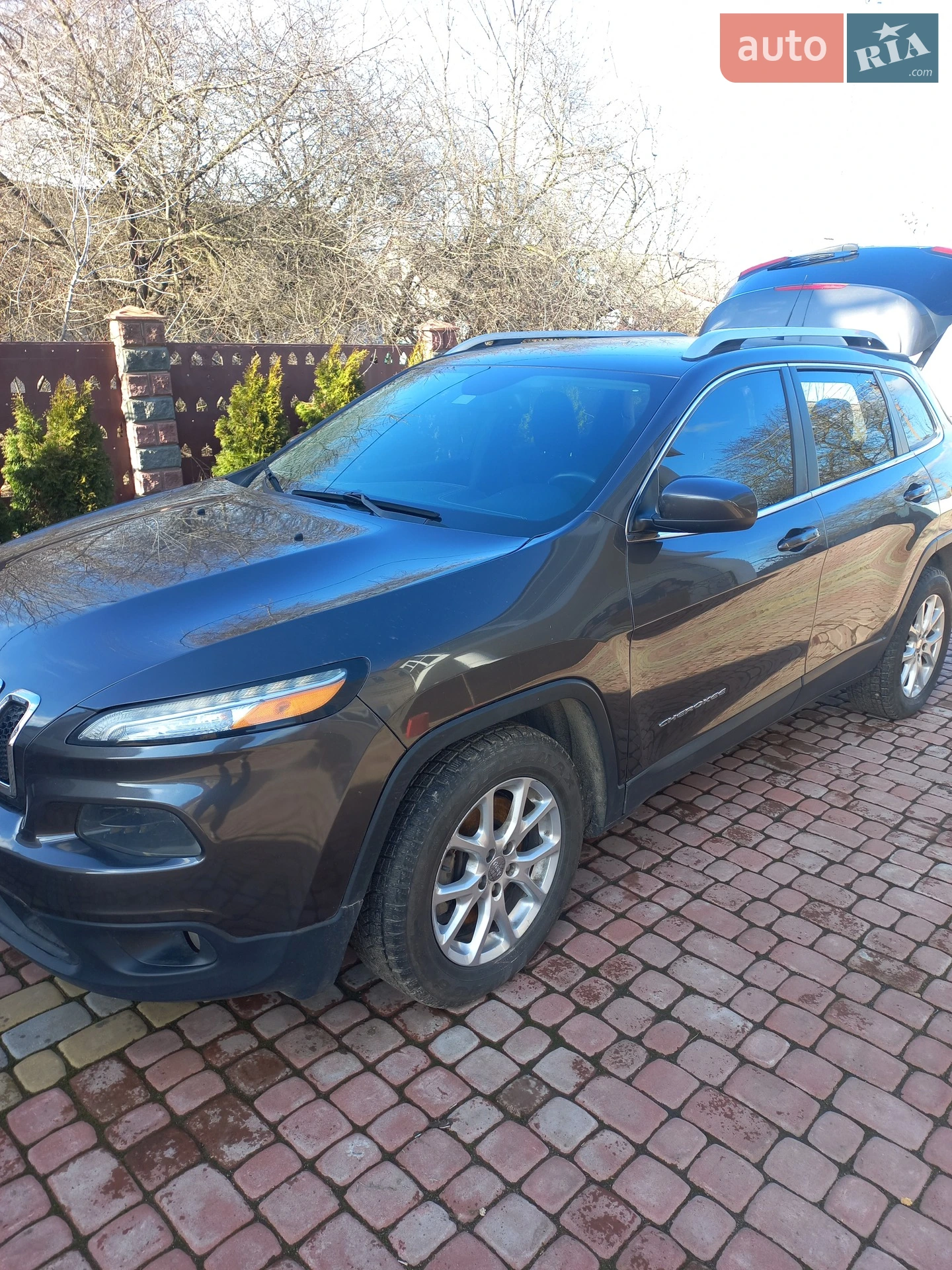Jeep Cherokee 2014 — 1