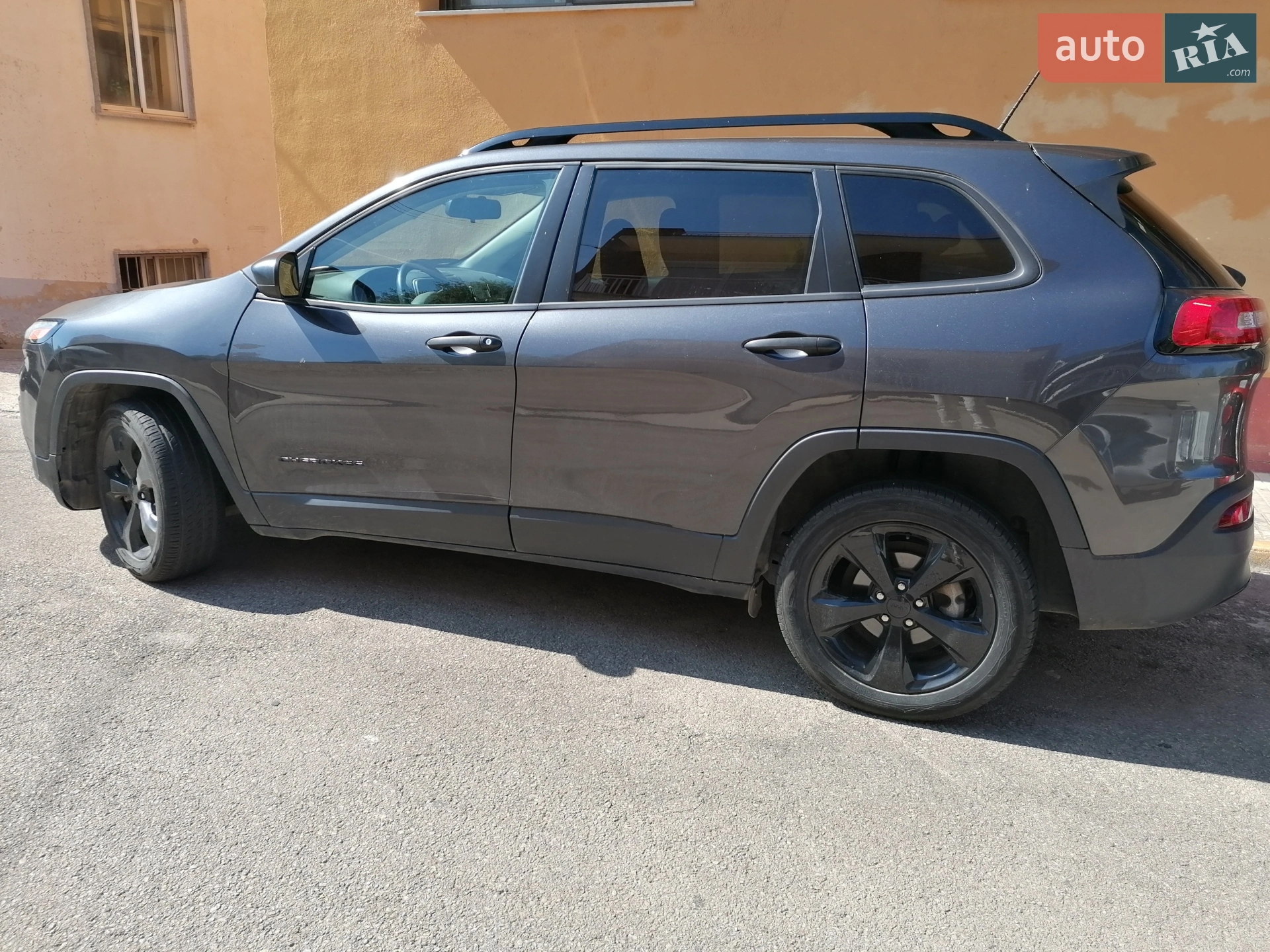 Jeep Cherokee, 2016