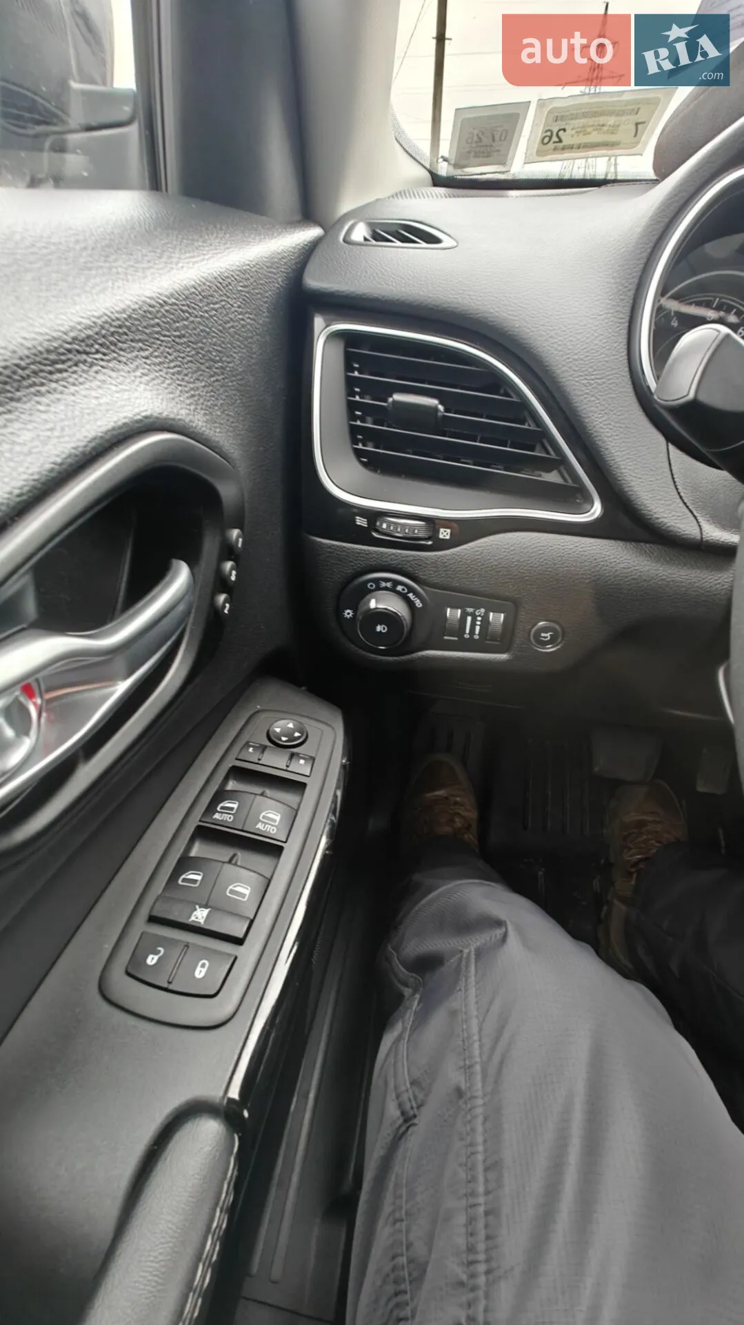Jeep Cherokee, 2023
