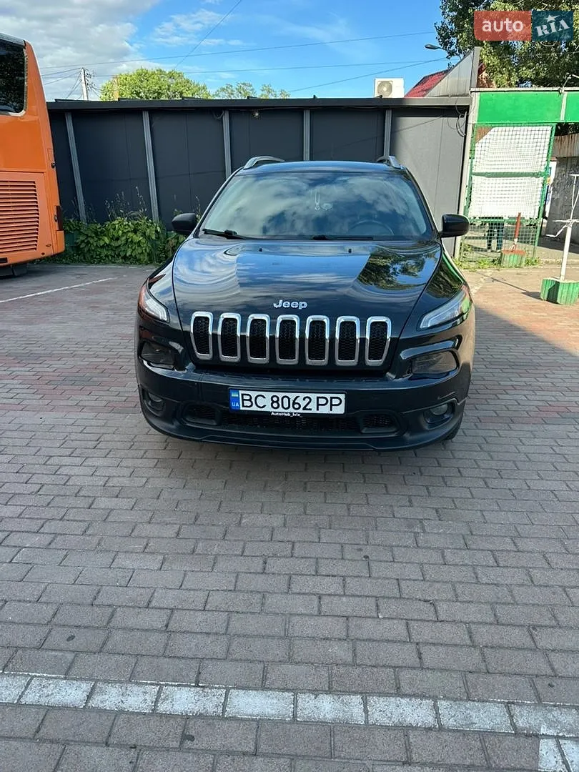 Jeep Cherokee, 2016