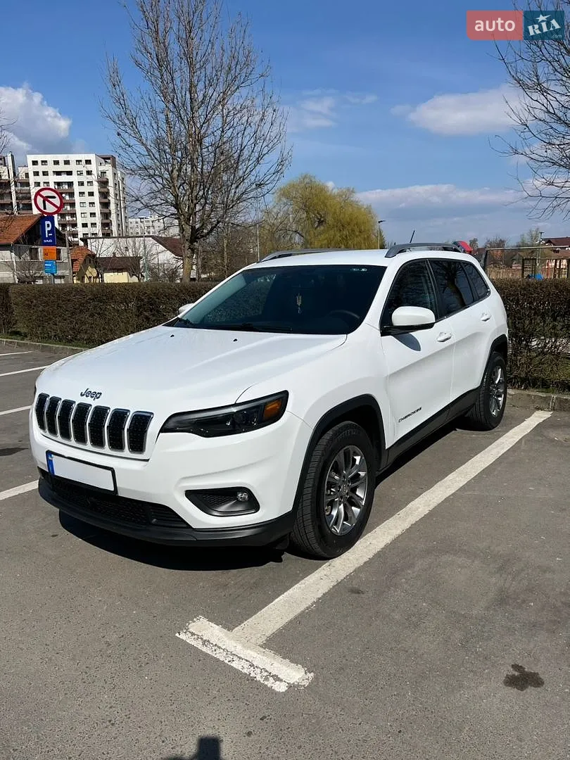 Jeep Cherokee, 2021