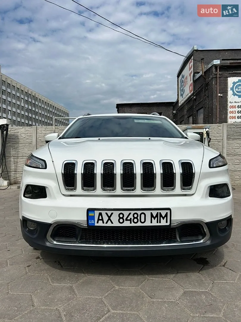 Jeep Cherokee, 2016