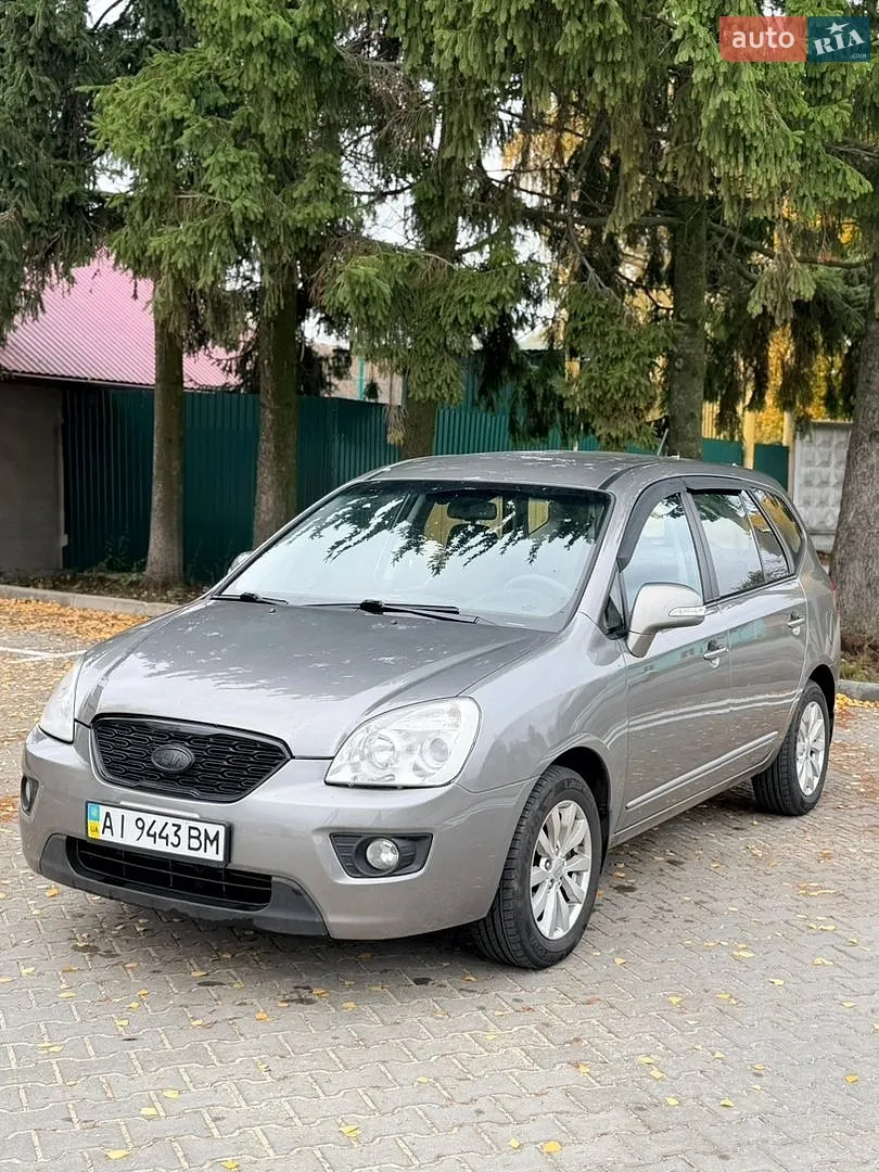 Kia Carens, 2011