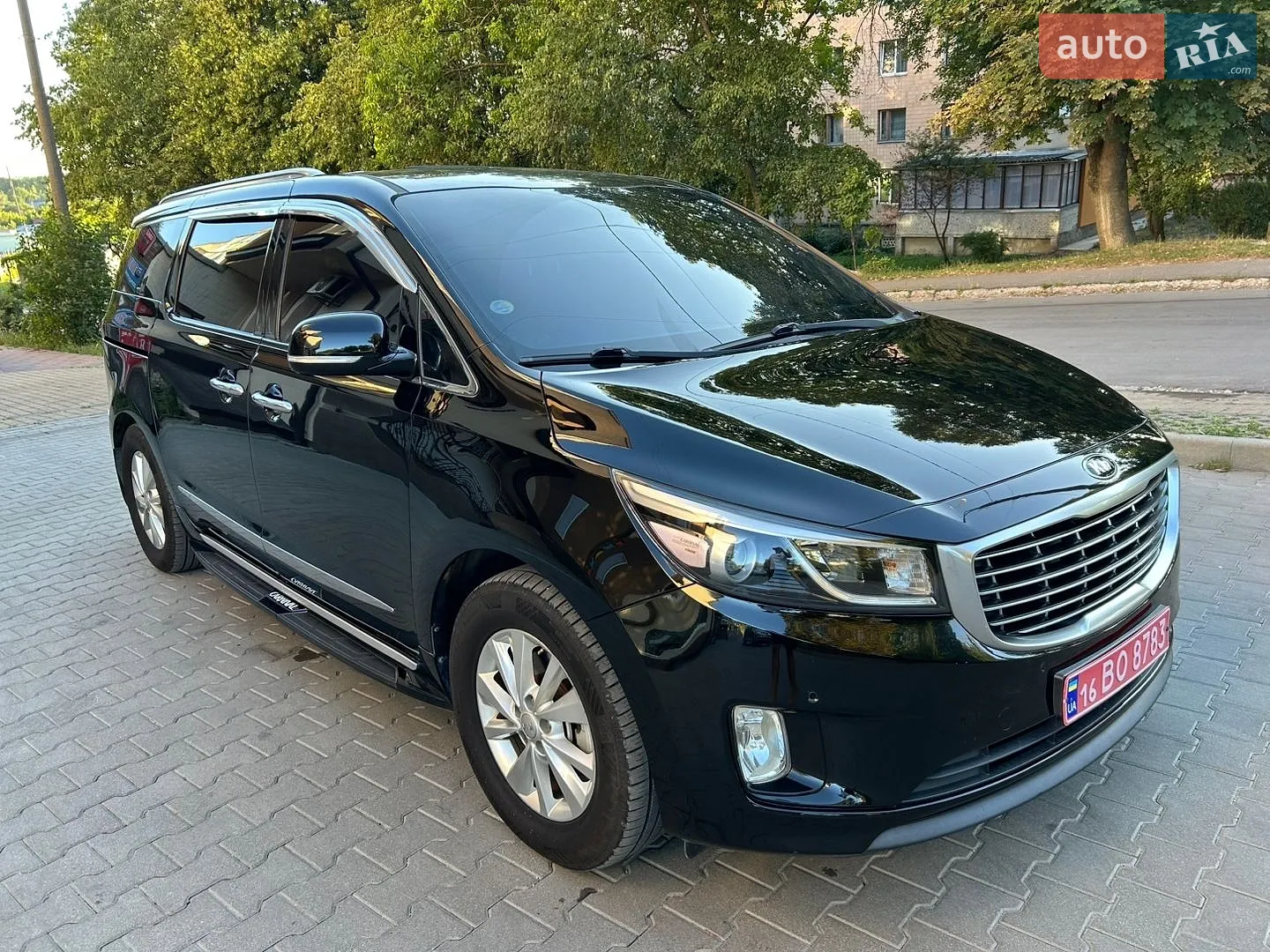 Kia Carnival, 2015