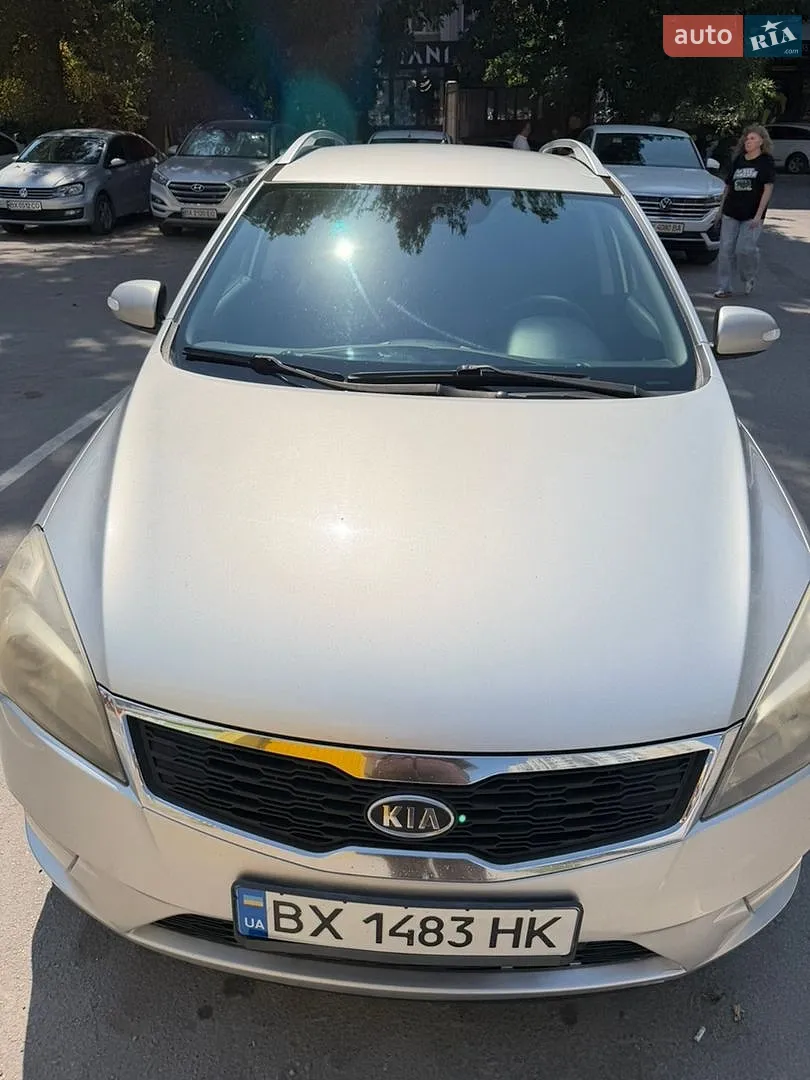 Kia Ceed, 2011