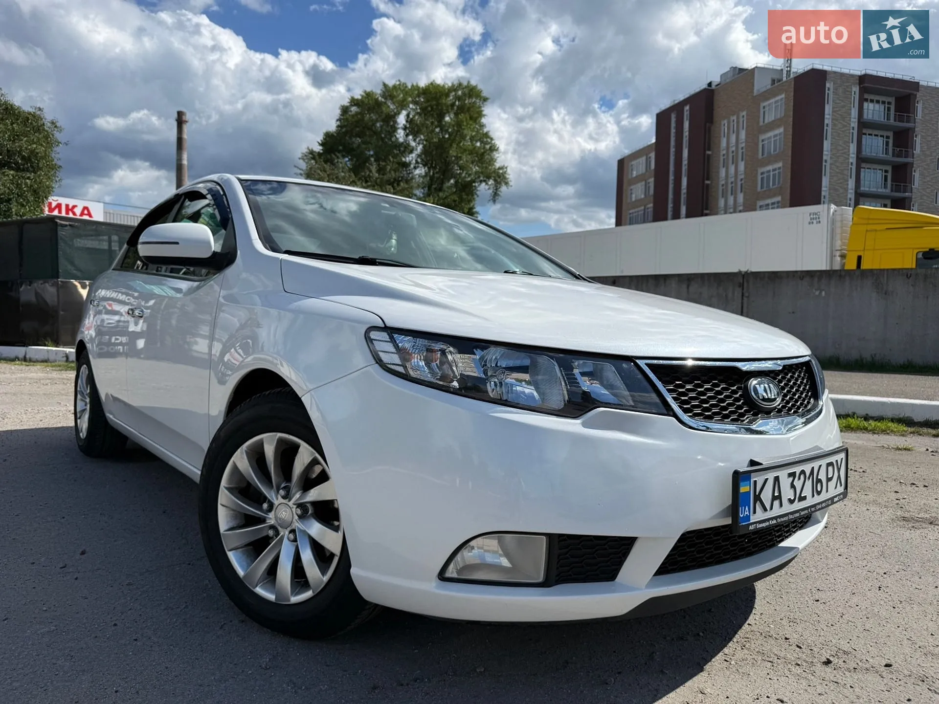 Kia Cerato, 2011