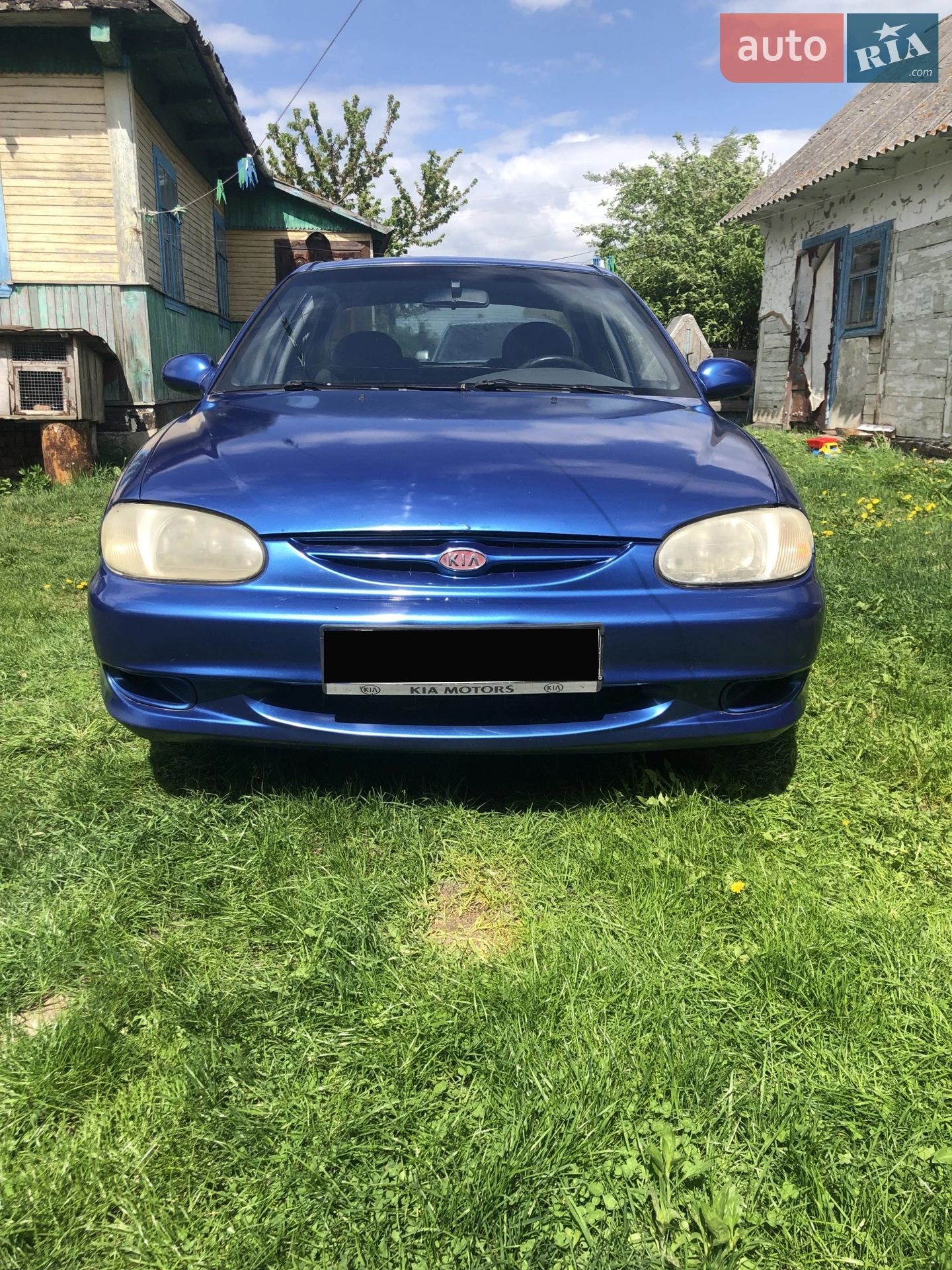 Kia Sephia, 1998