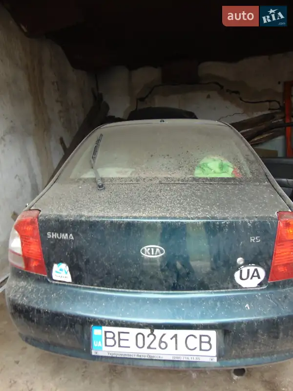 Kia Shuma, 2002