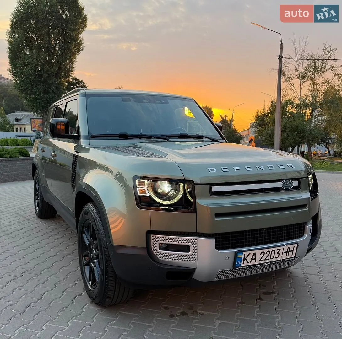 Land Rover Defender, 2022
