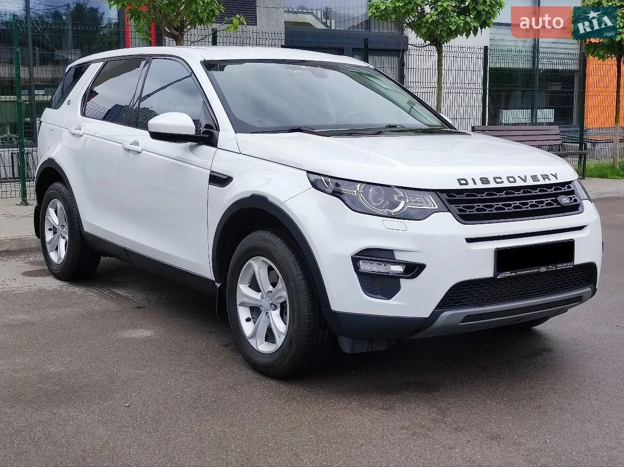 Land Rover Discovery Sport, 2015