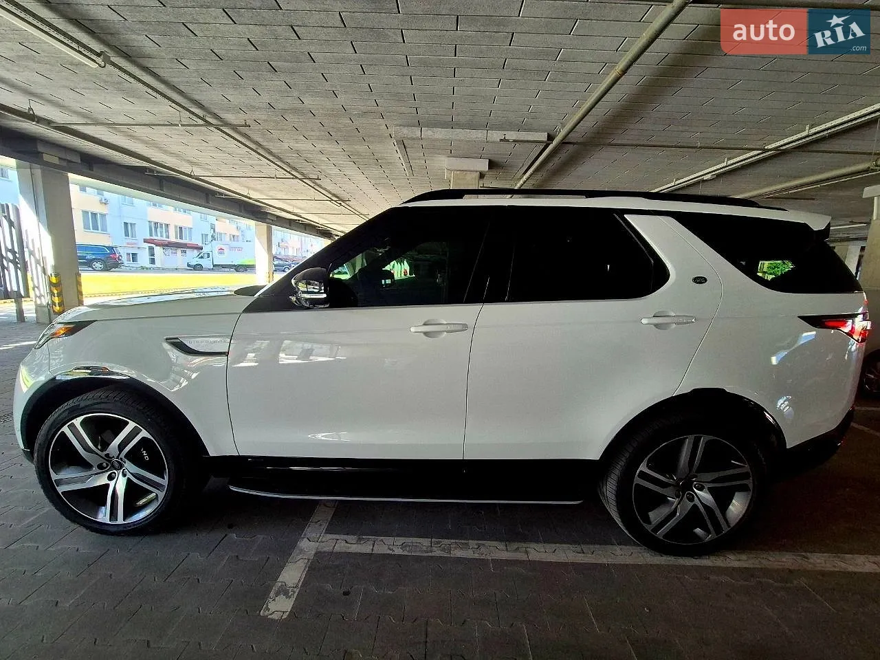 Land Rover Discovery, 2021