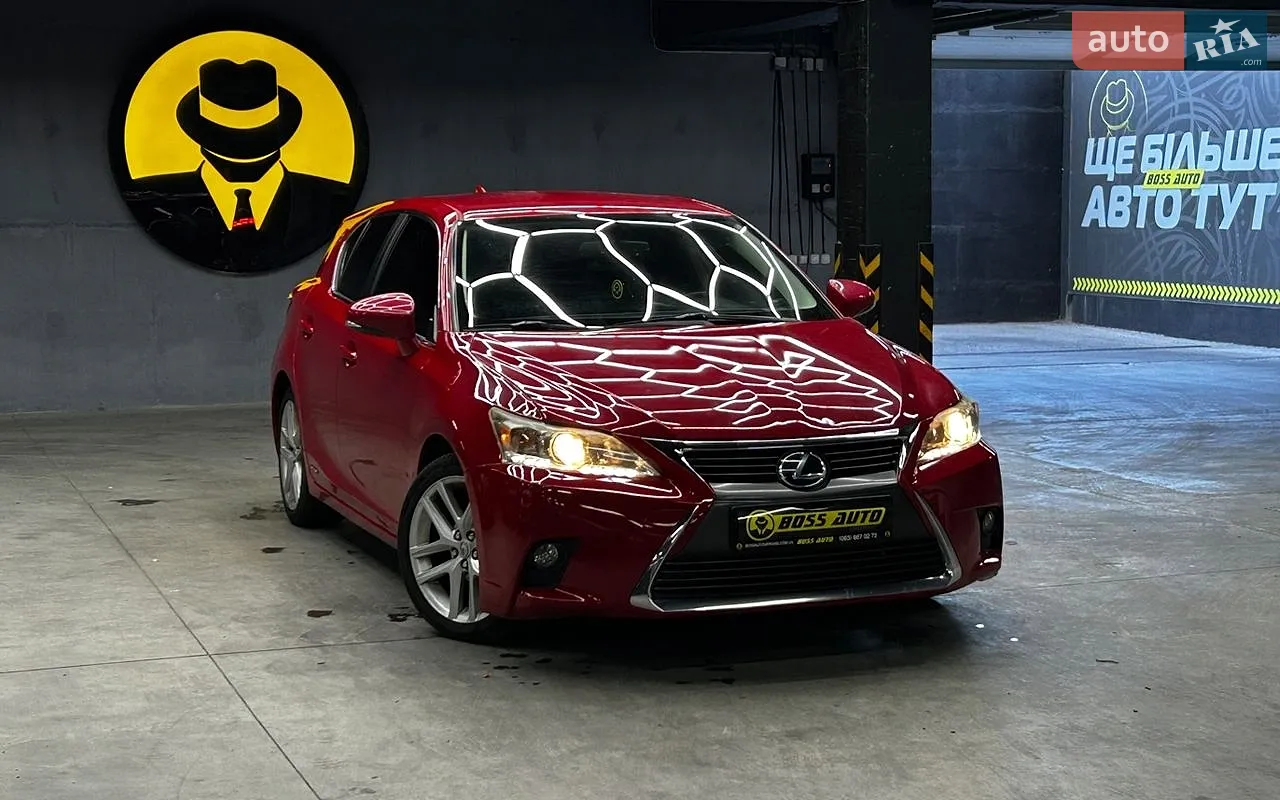Lexus CT, 2015