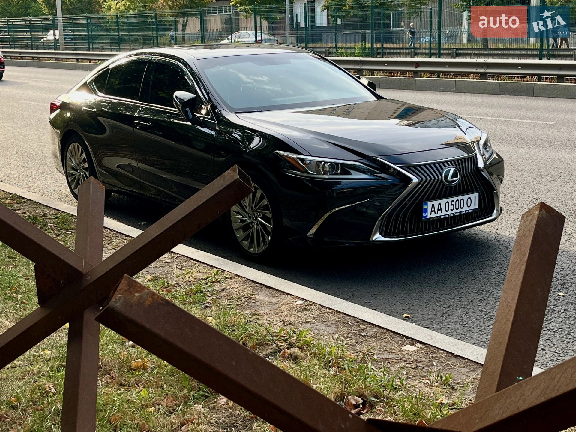 Lexus ES, 2019