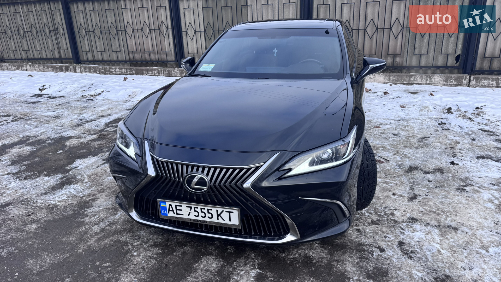 Lexus ES, 2019