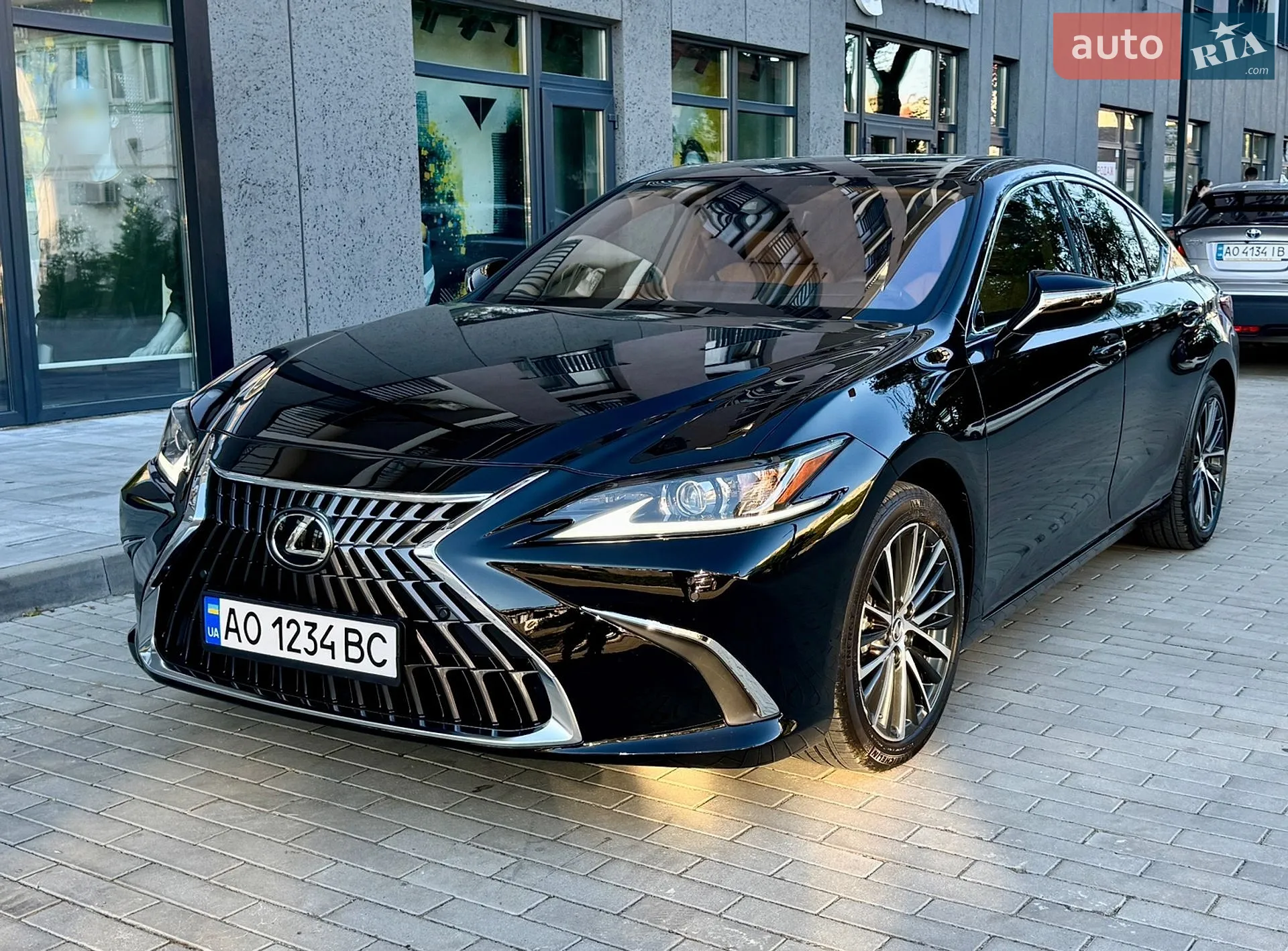 Lexus ES, 2024