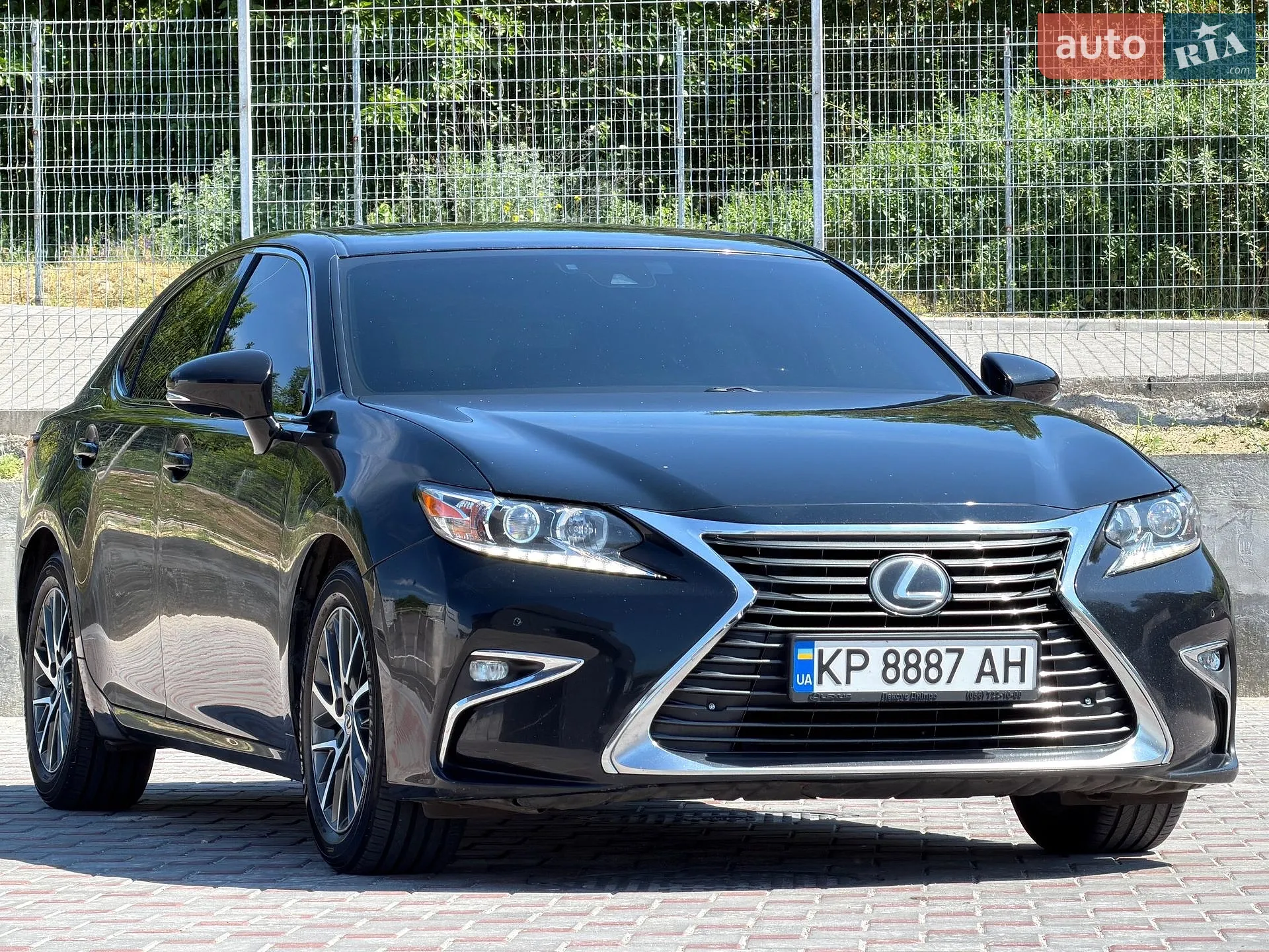 Lexus ES, 2017