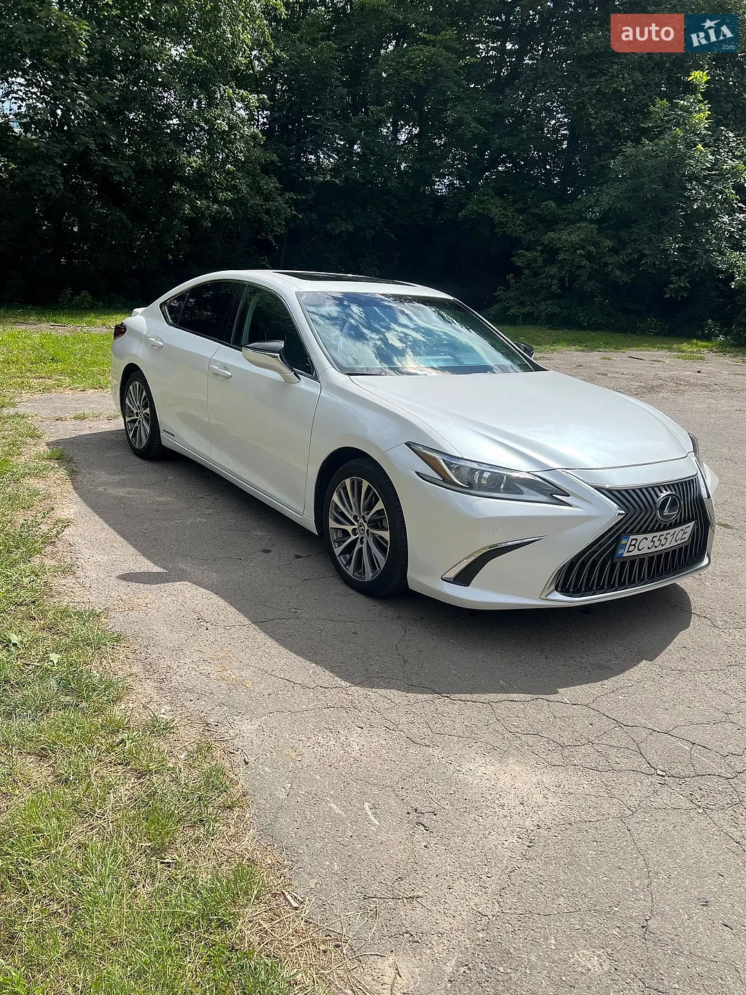 Lexus ES, 2021