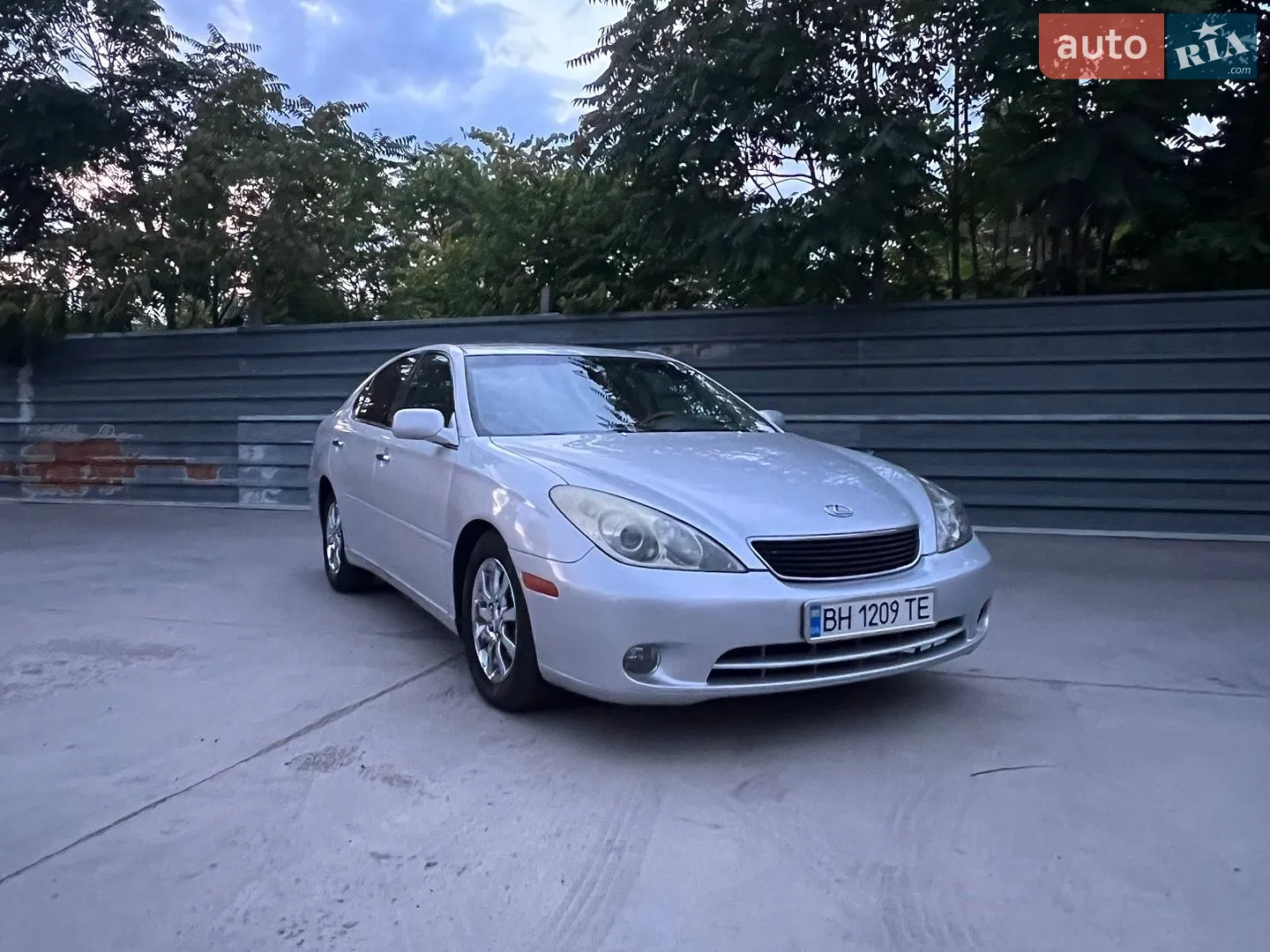 Lexus ES, 2004