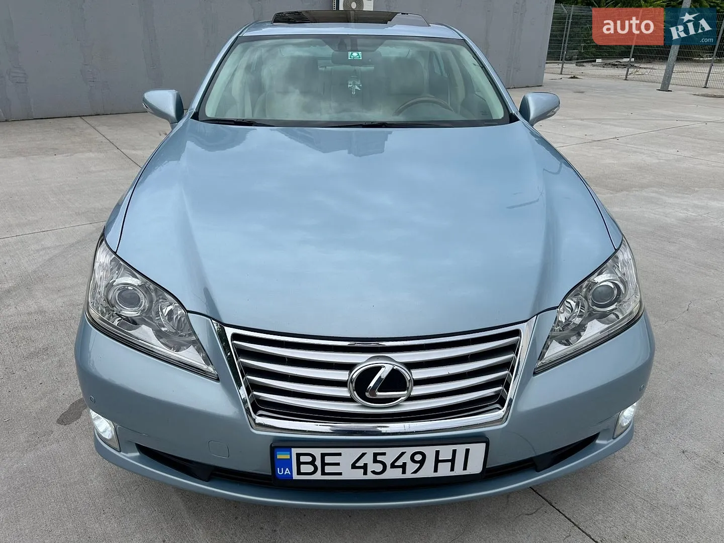 Lexus ES, 2010