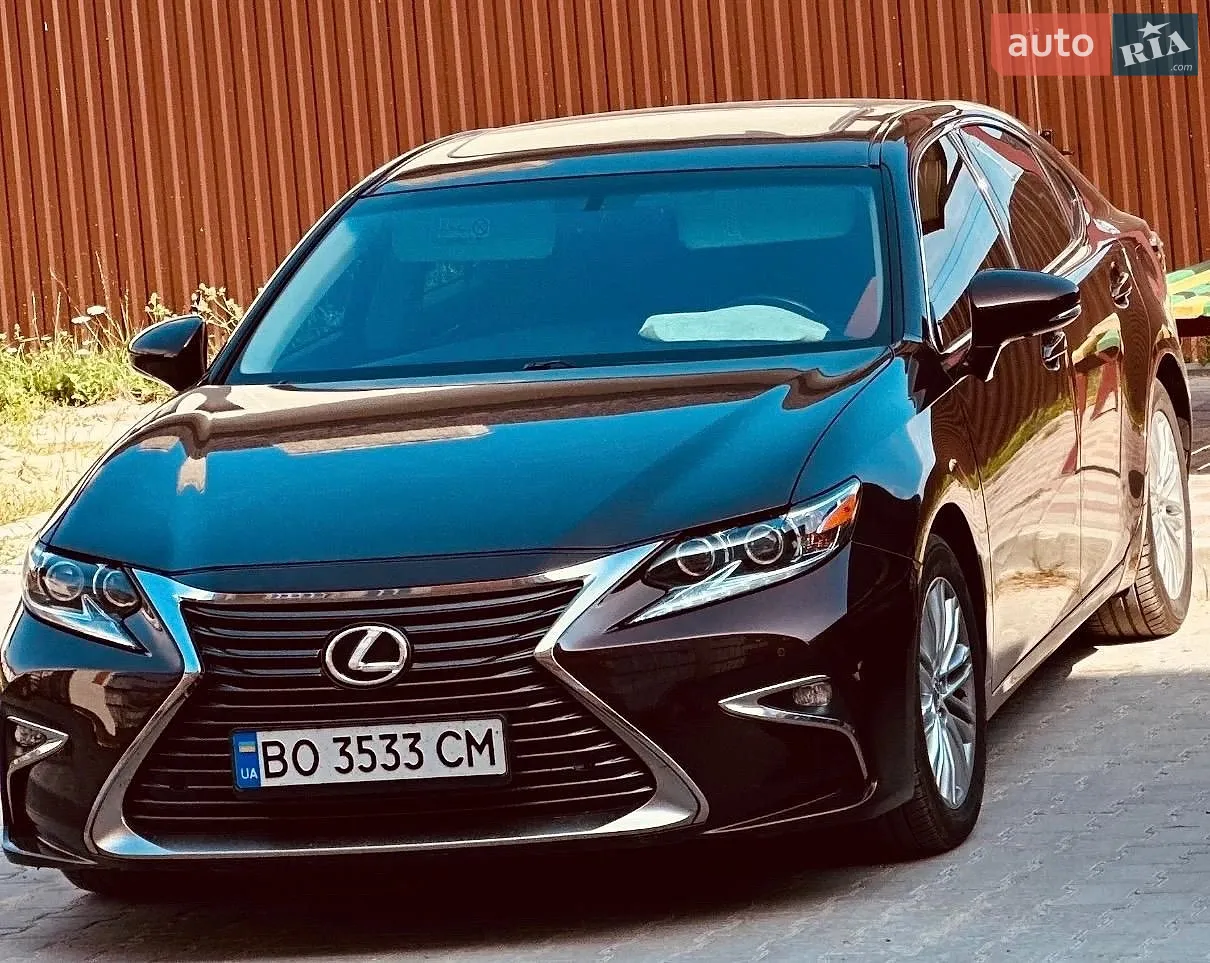 Lexus ES, 2017