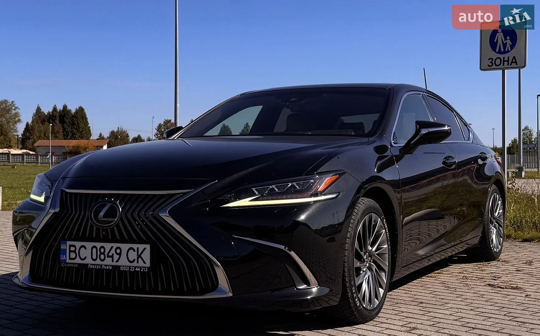 Lexus ES, 2018