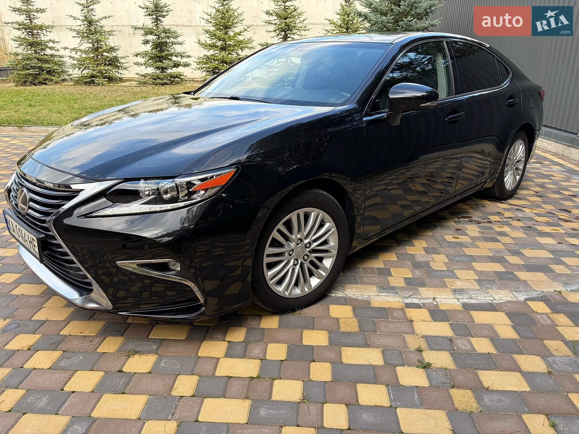 Lexus ES, 2016