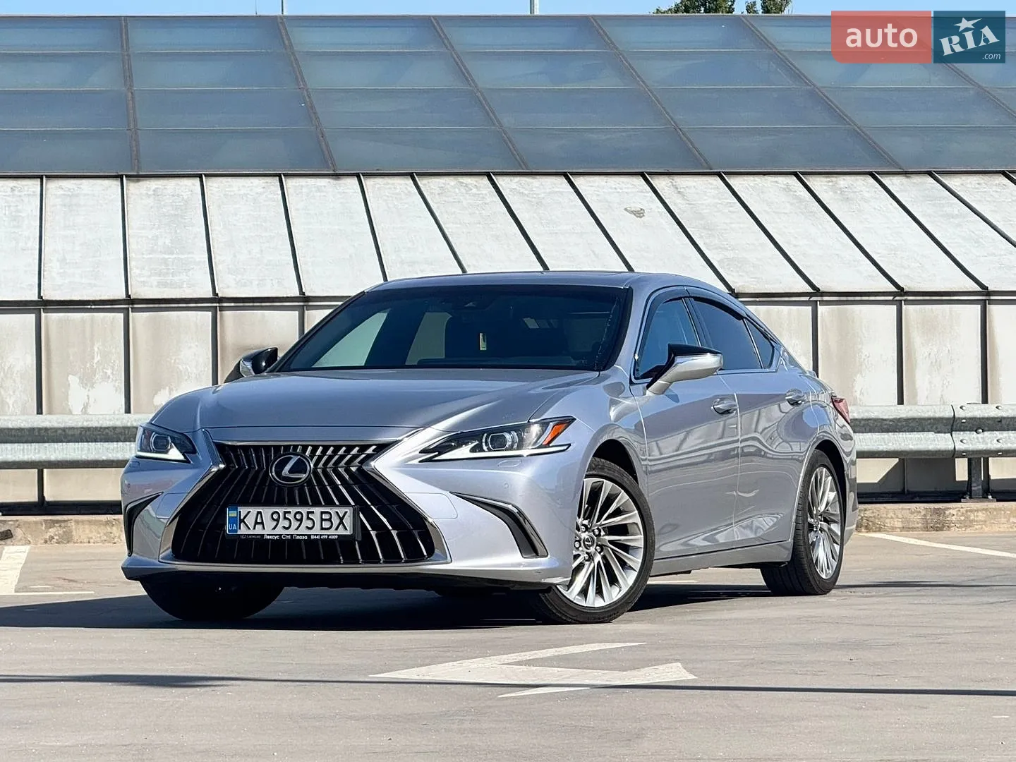 Lexus ES, 2023