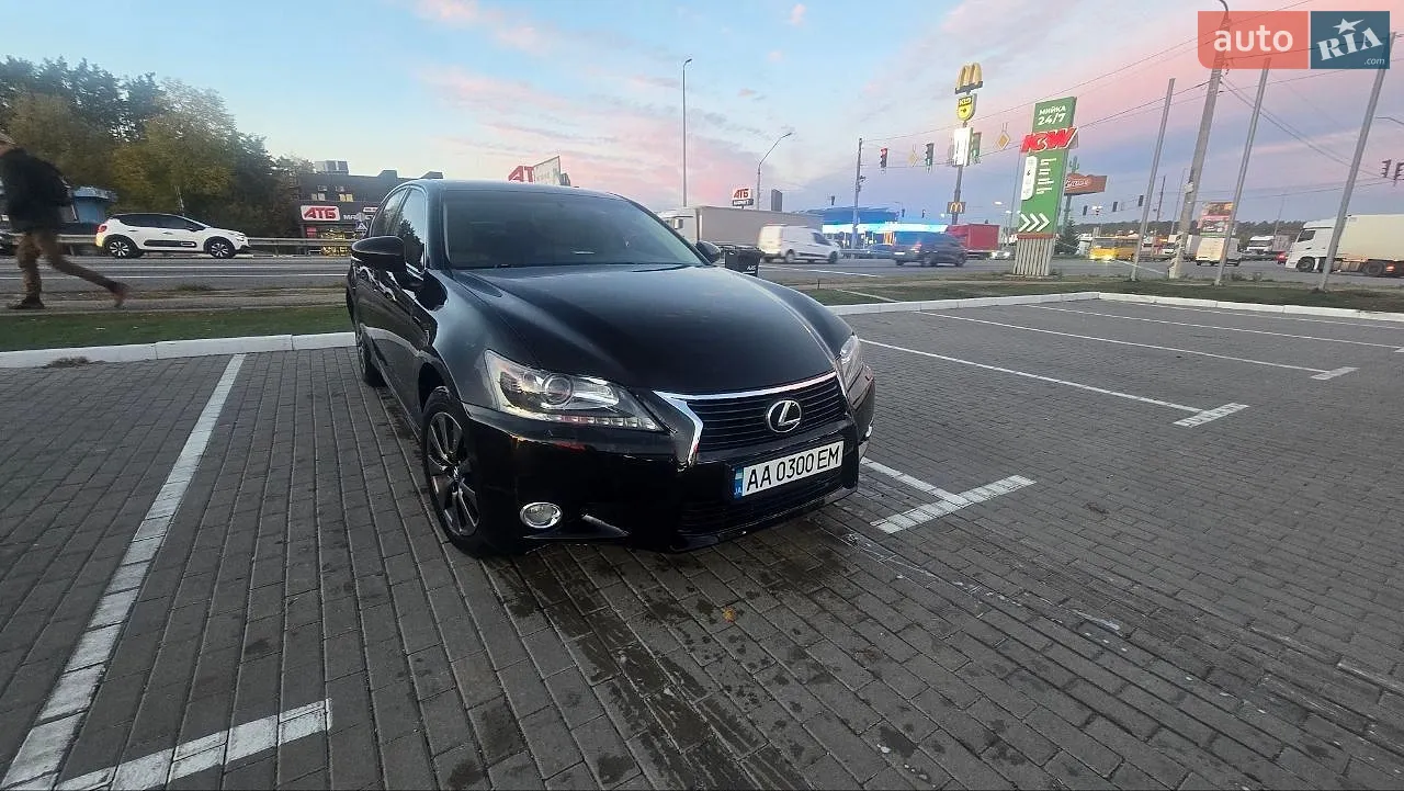 Lexus GS, 2013