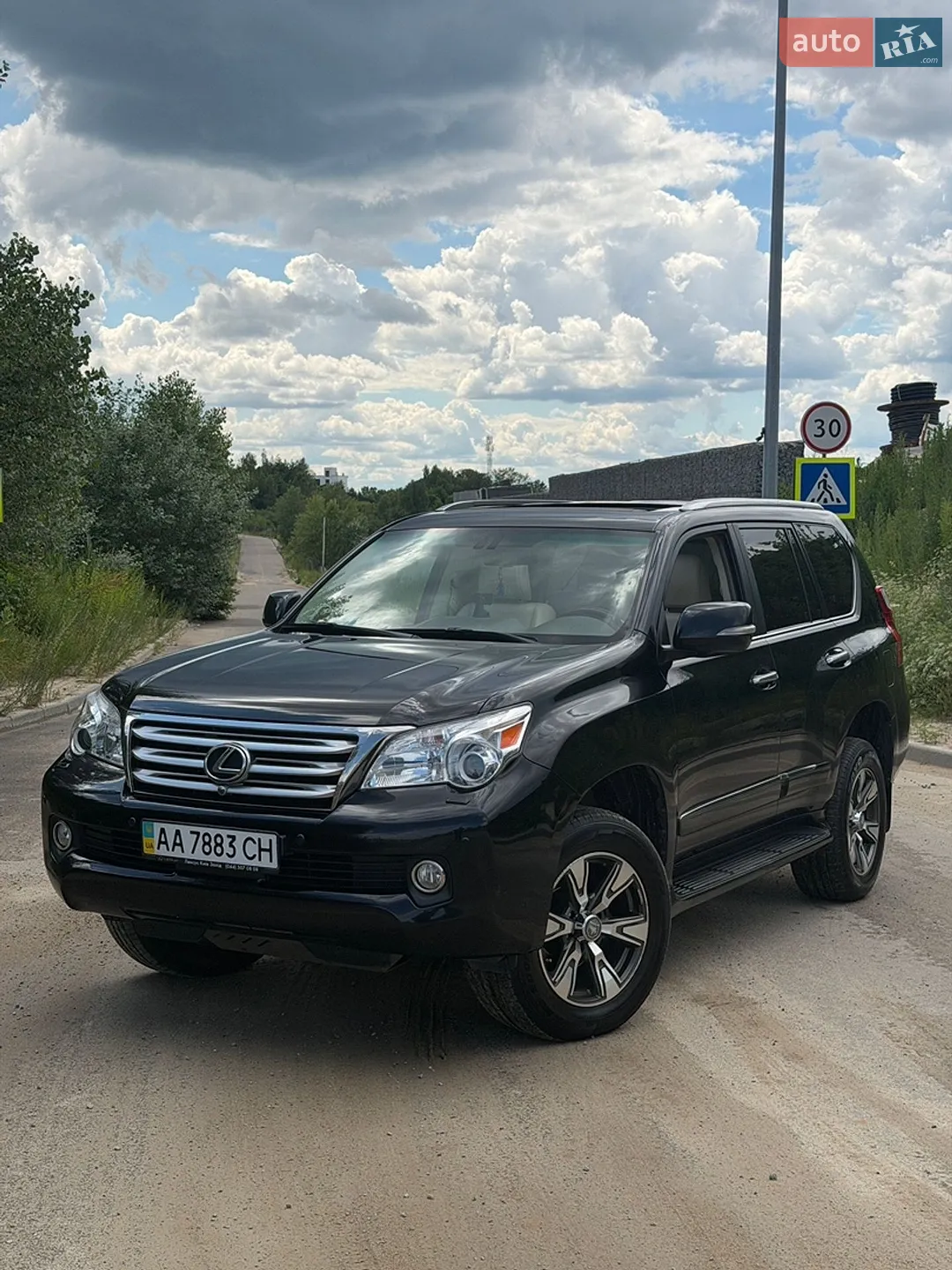 Lexus GX, 2011