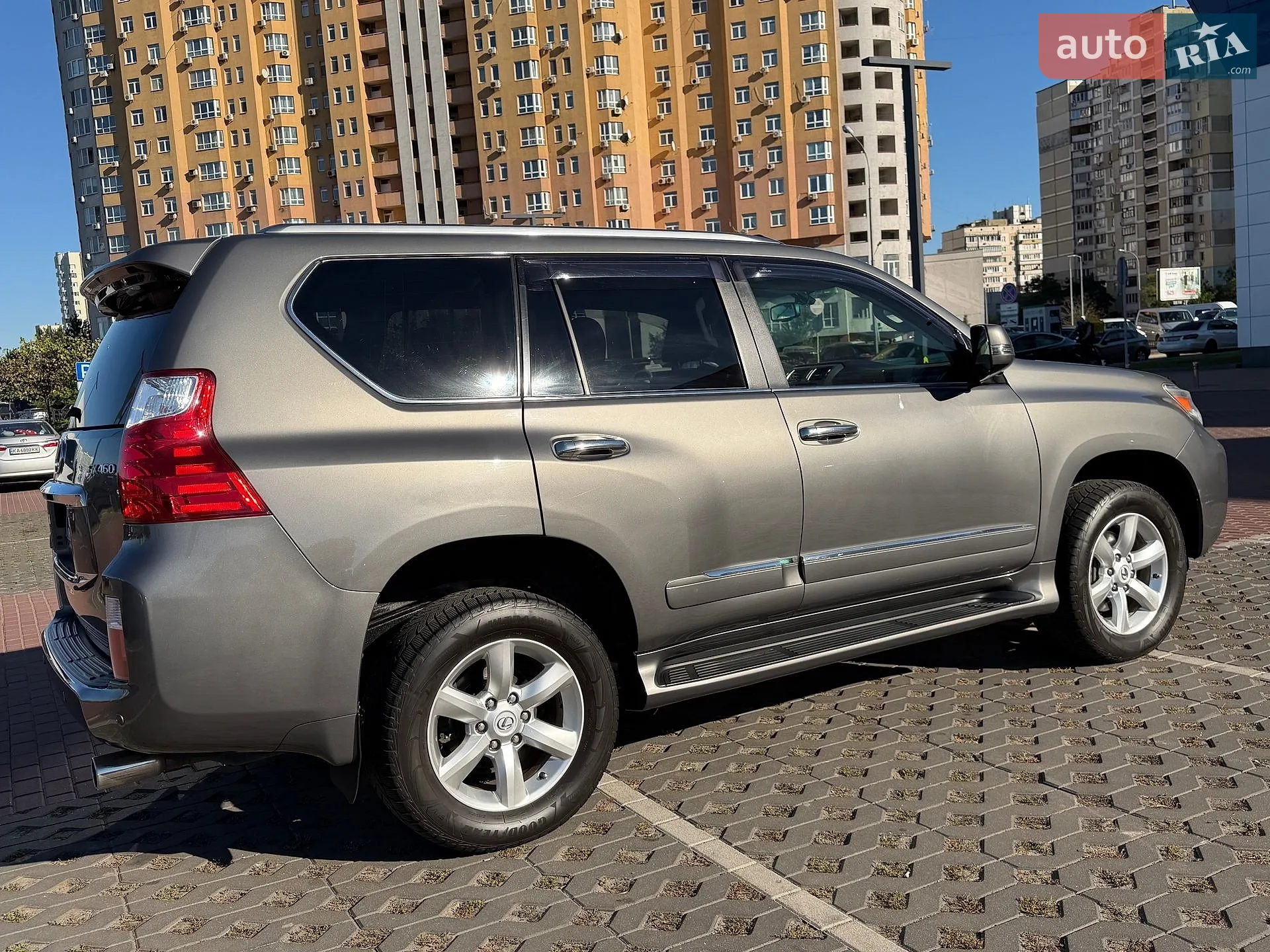 Lexus GX, 2010