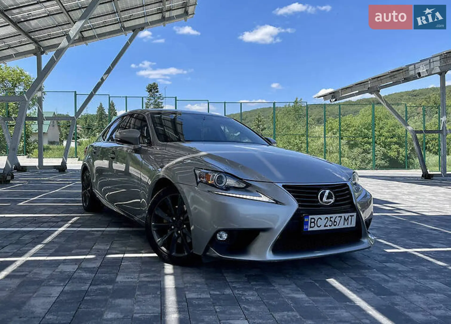 Lexus IS, 2015