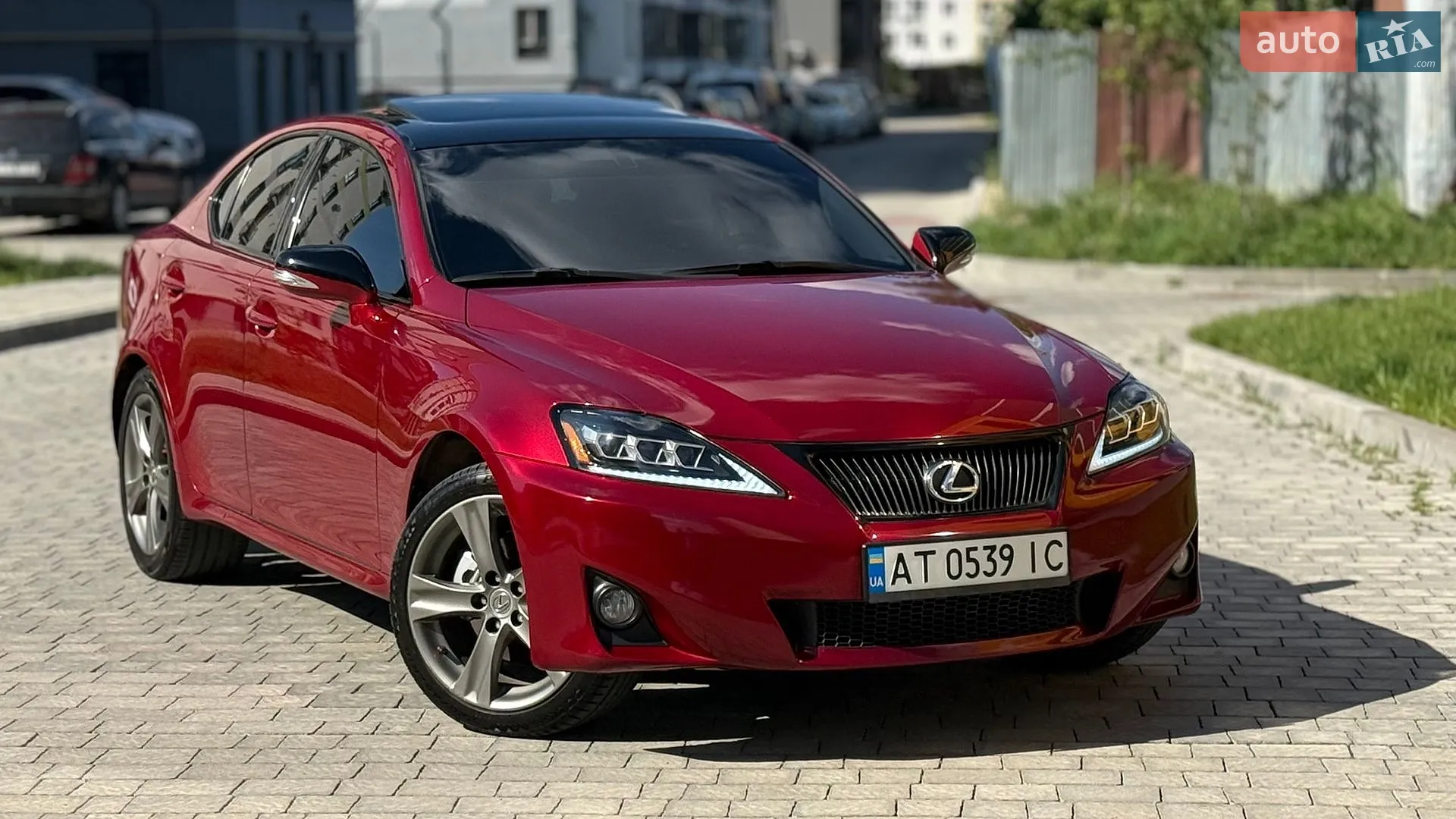 Lexus IS, 2013