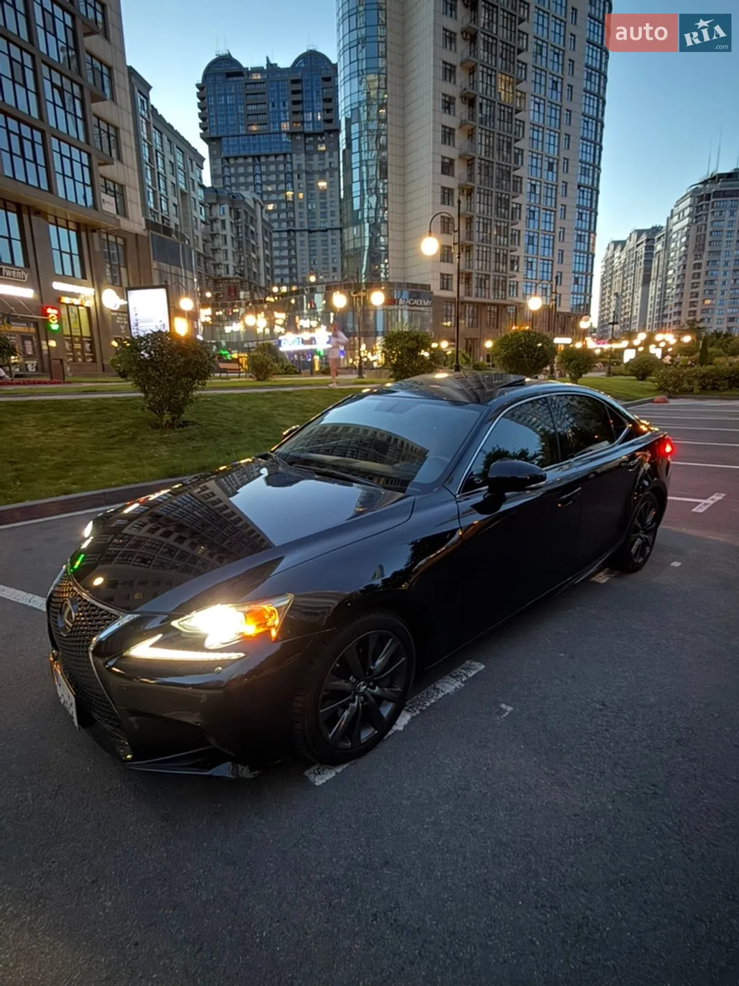 Lexus IS, 2015