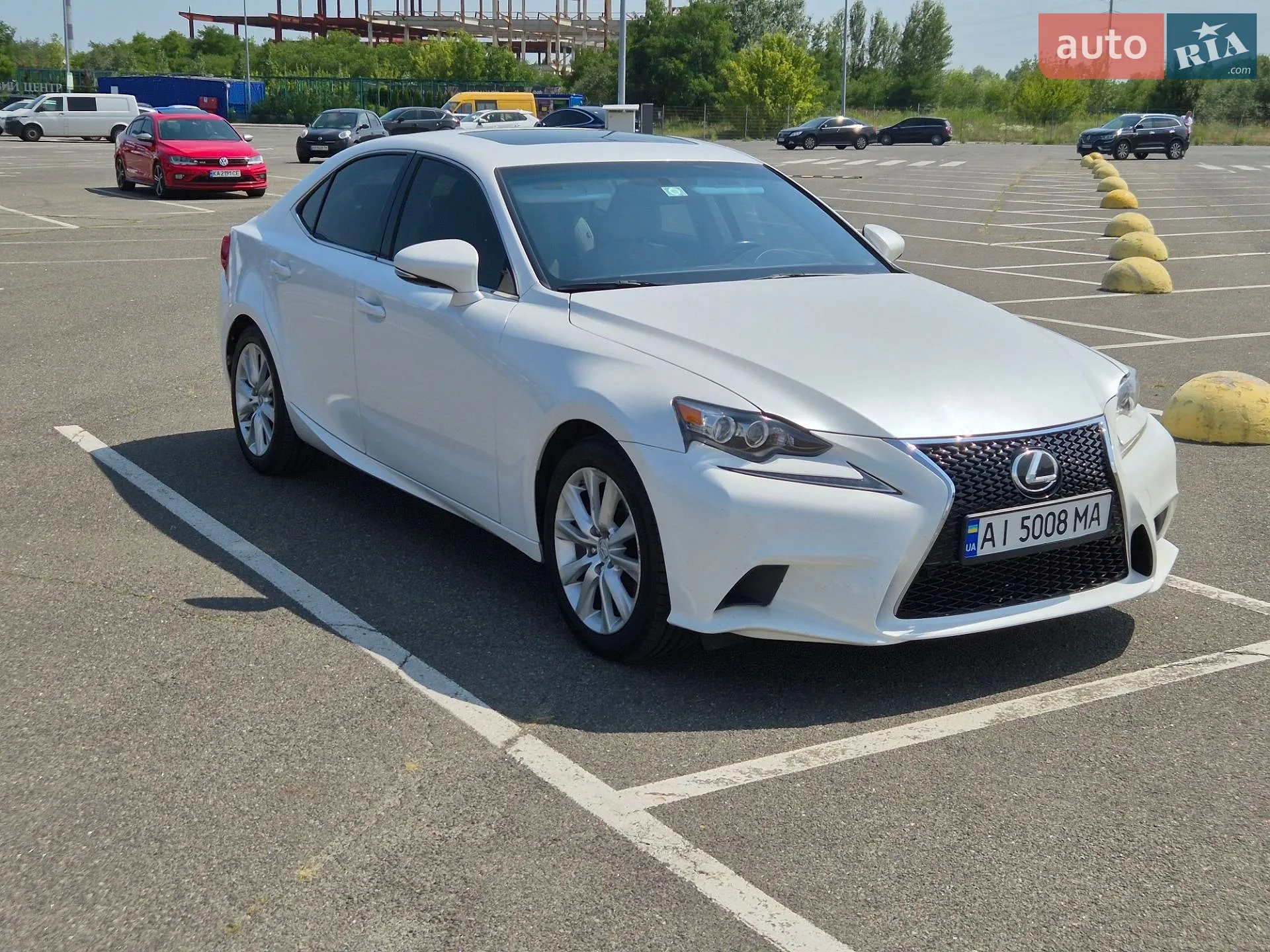 Lexus IS, 2015