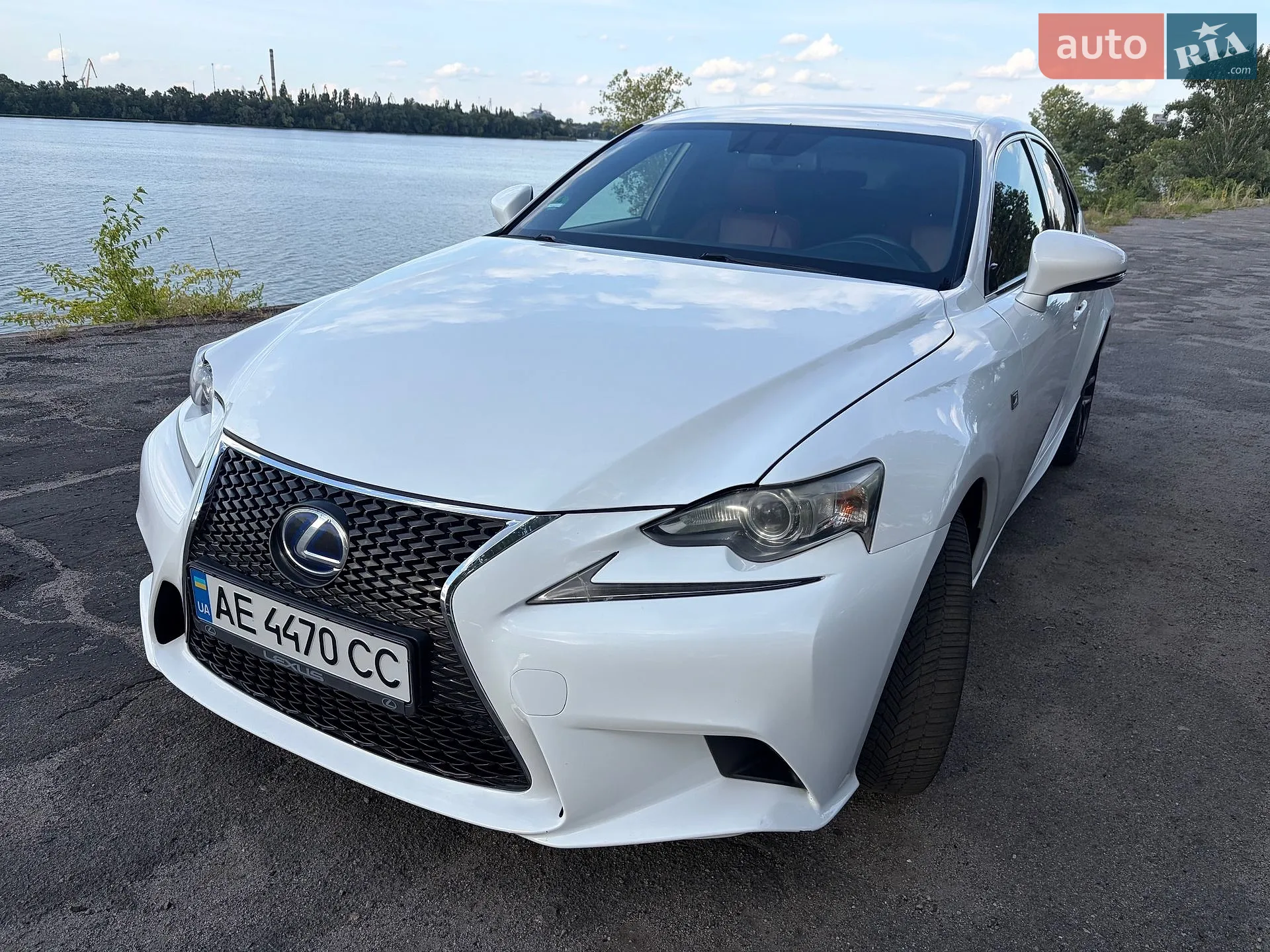Lexus IS, 2013