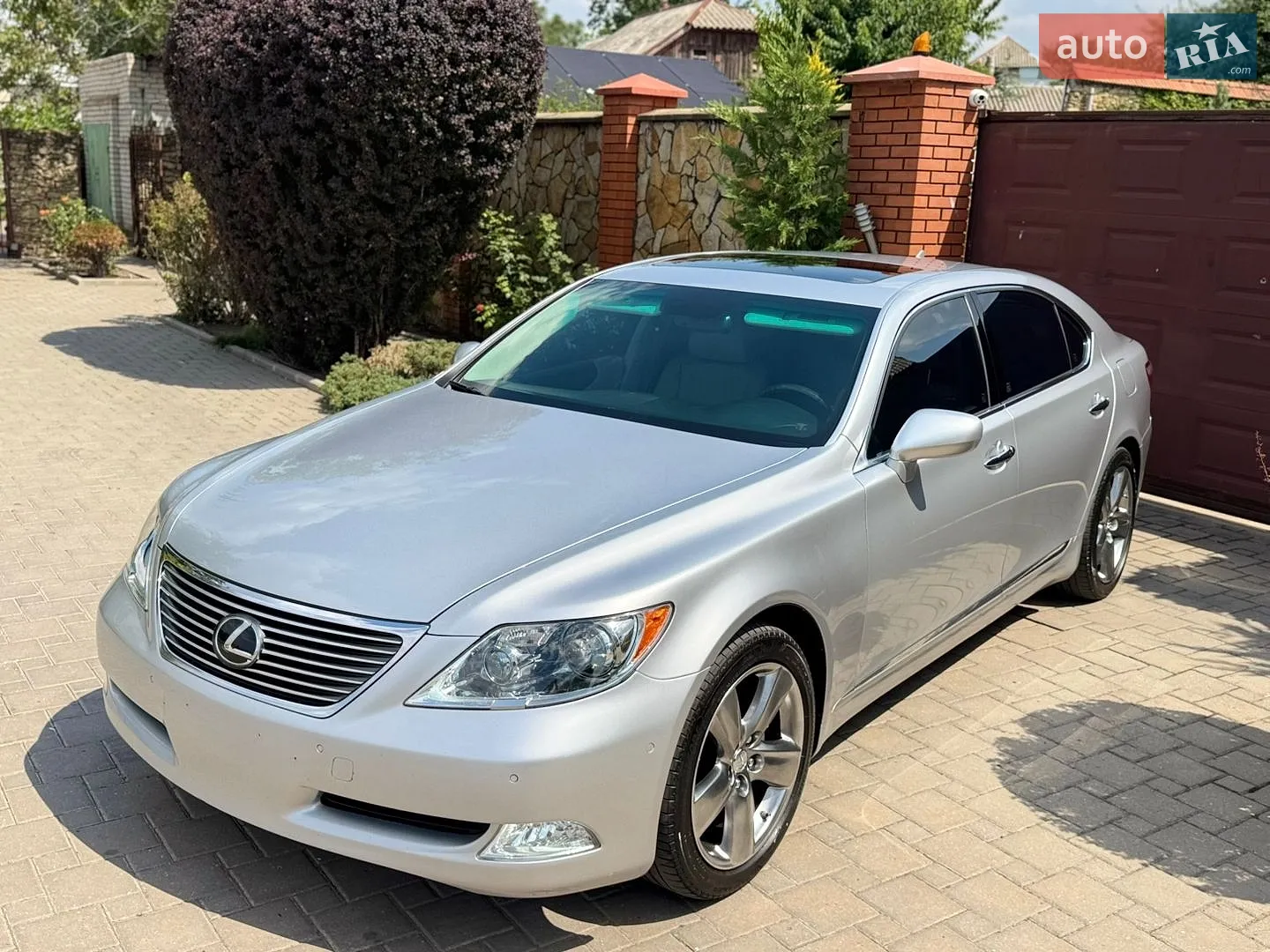 Lexus LS, 2007