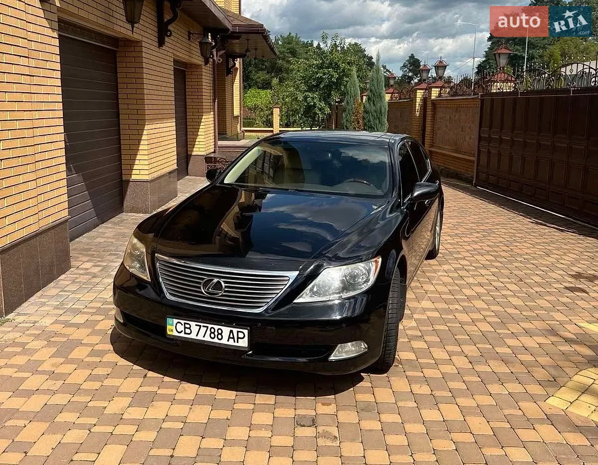 Lexus LS, 2008
