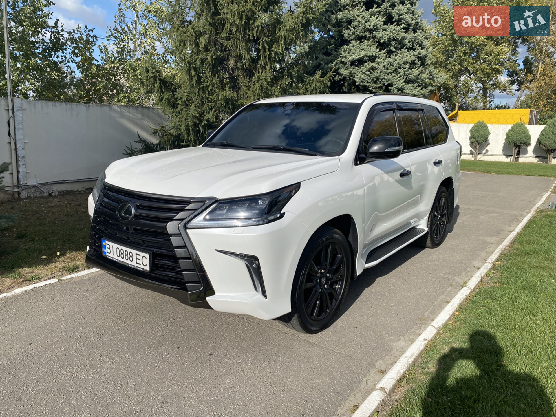 Lexus LX, 2019