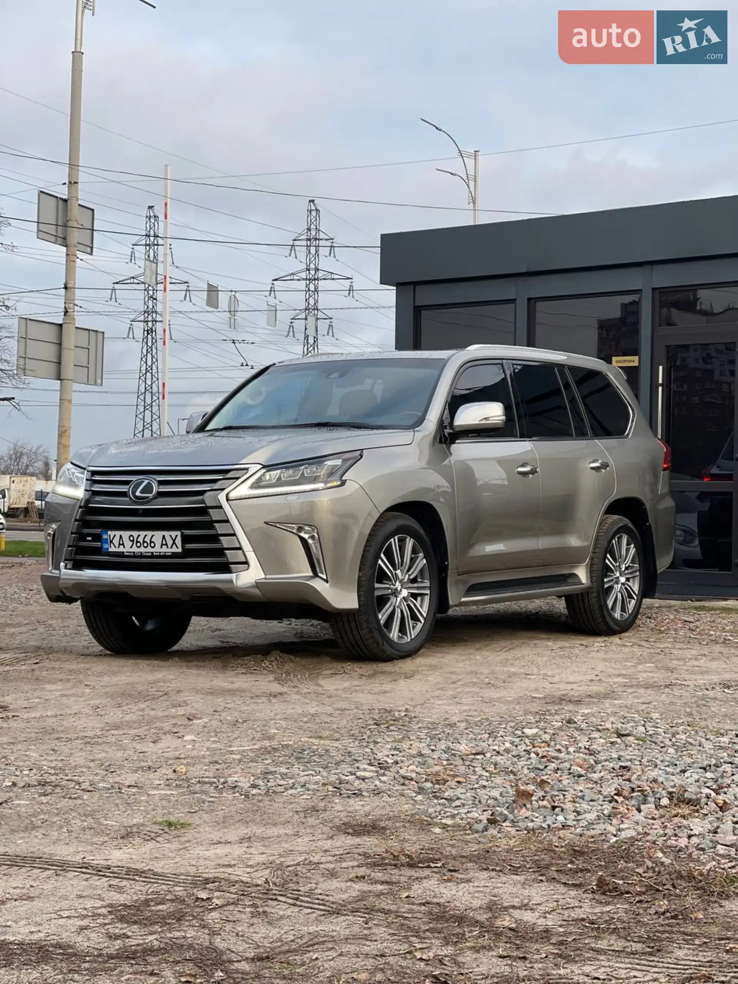 Lexus LX, 2016