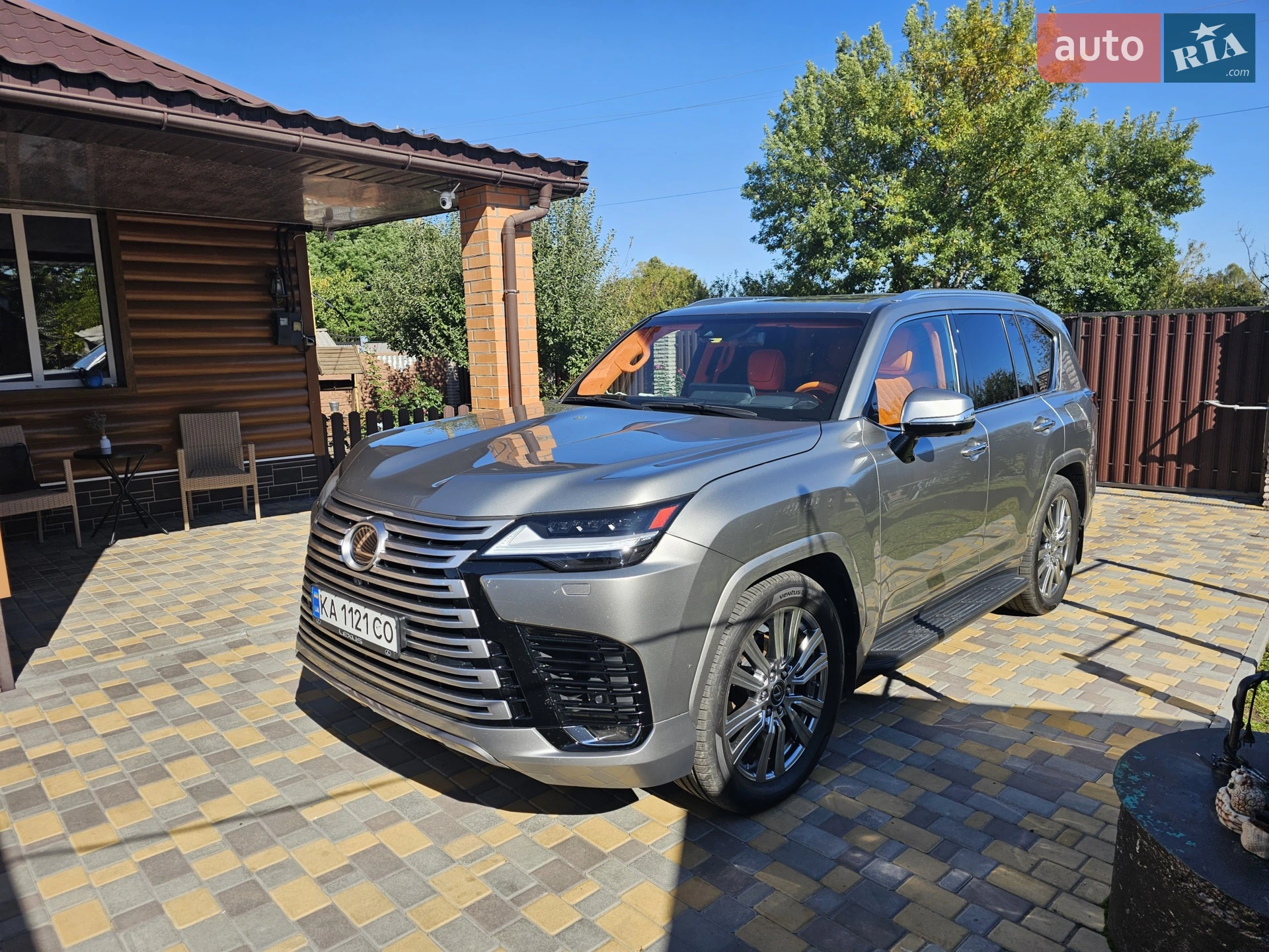 Lexus LX, 2023