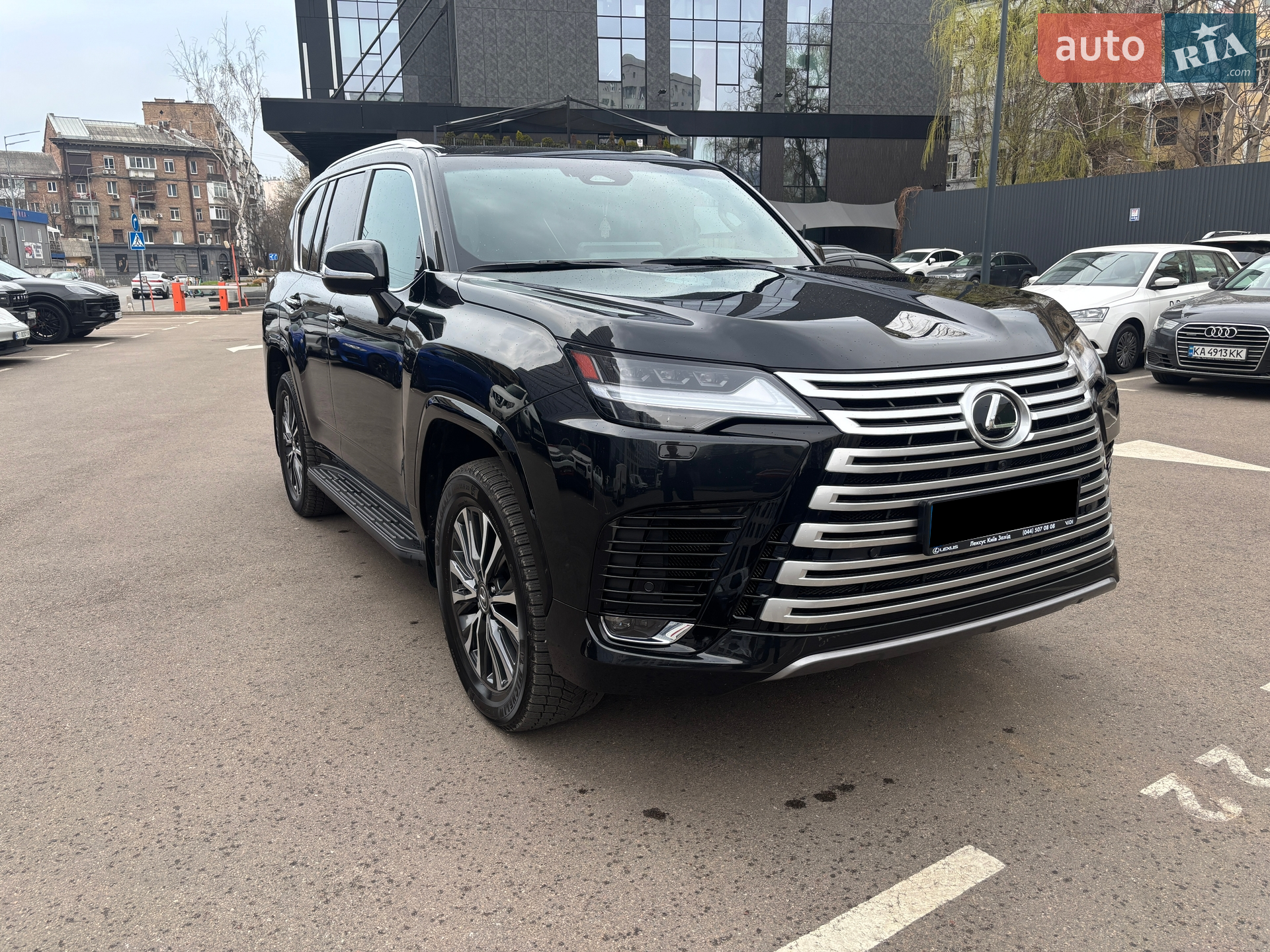 Lexus LX, 2025