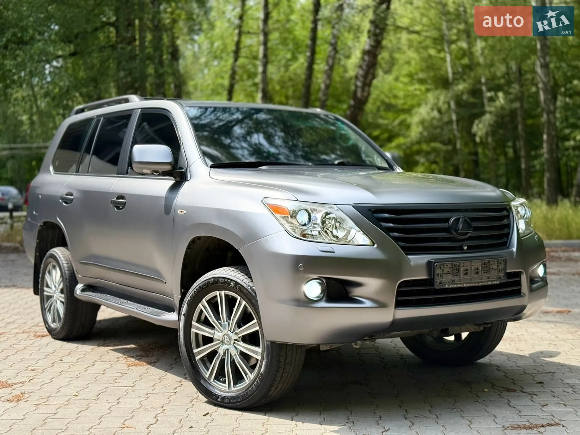Lexus LX, 2008