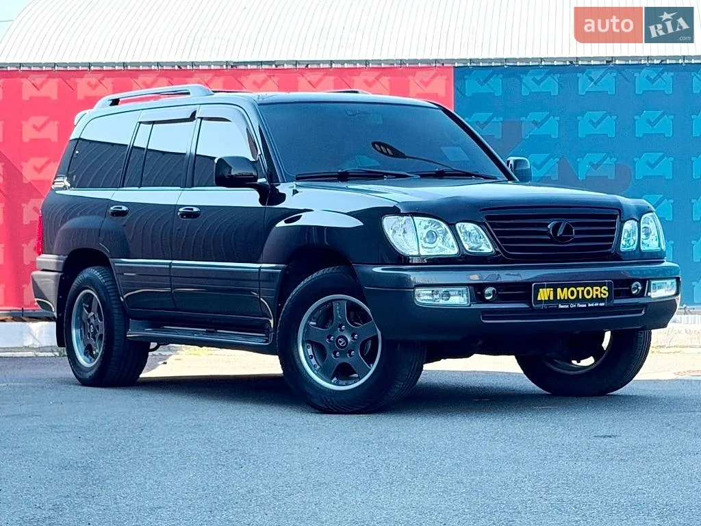 Lexus LX, 2006