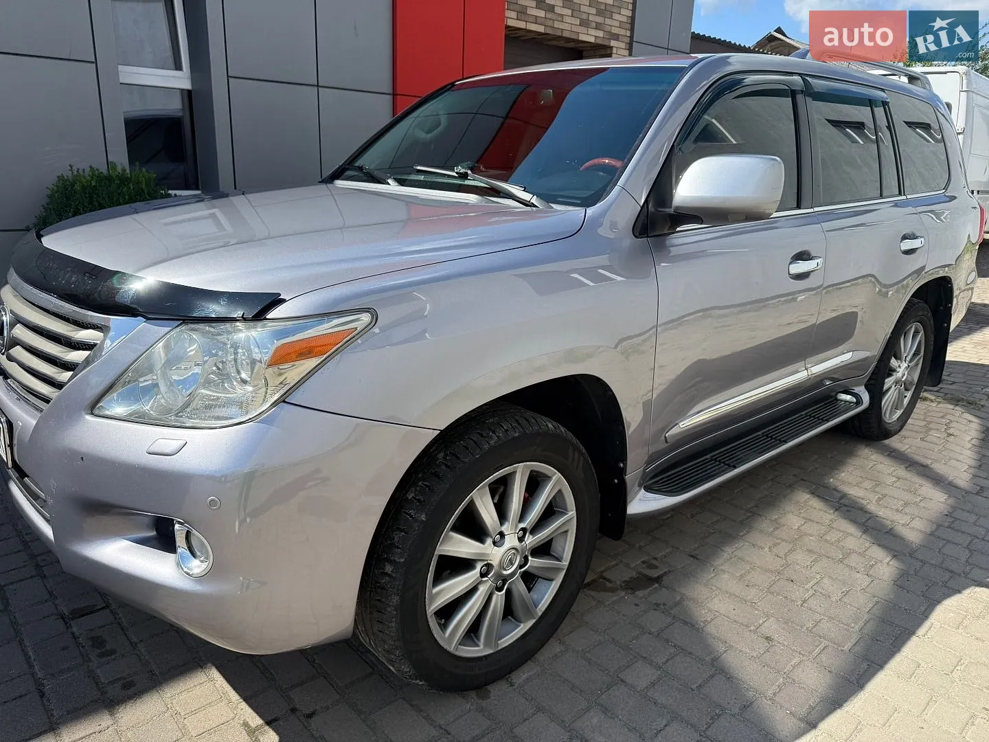 Lexus LX, 2008