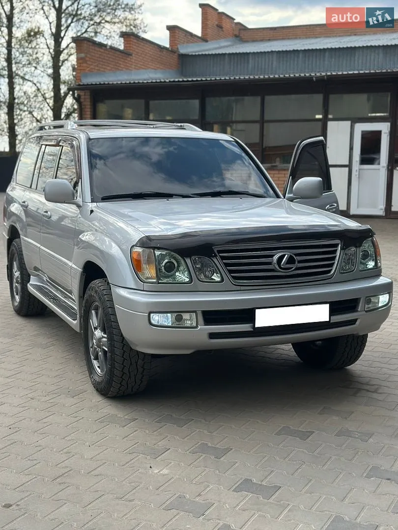 Lexus LX, 2006