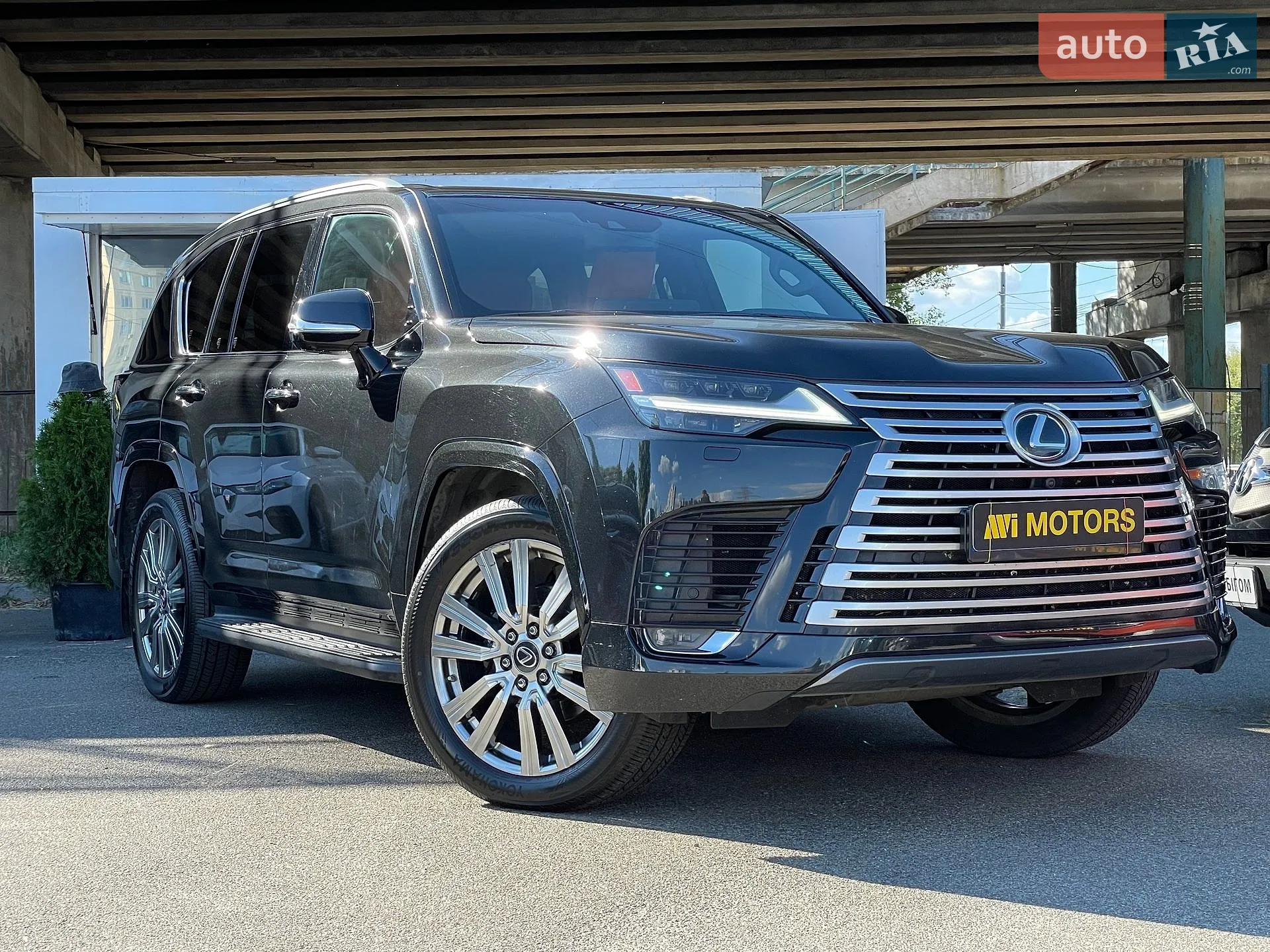 Lexus LX, 2023