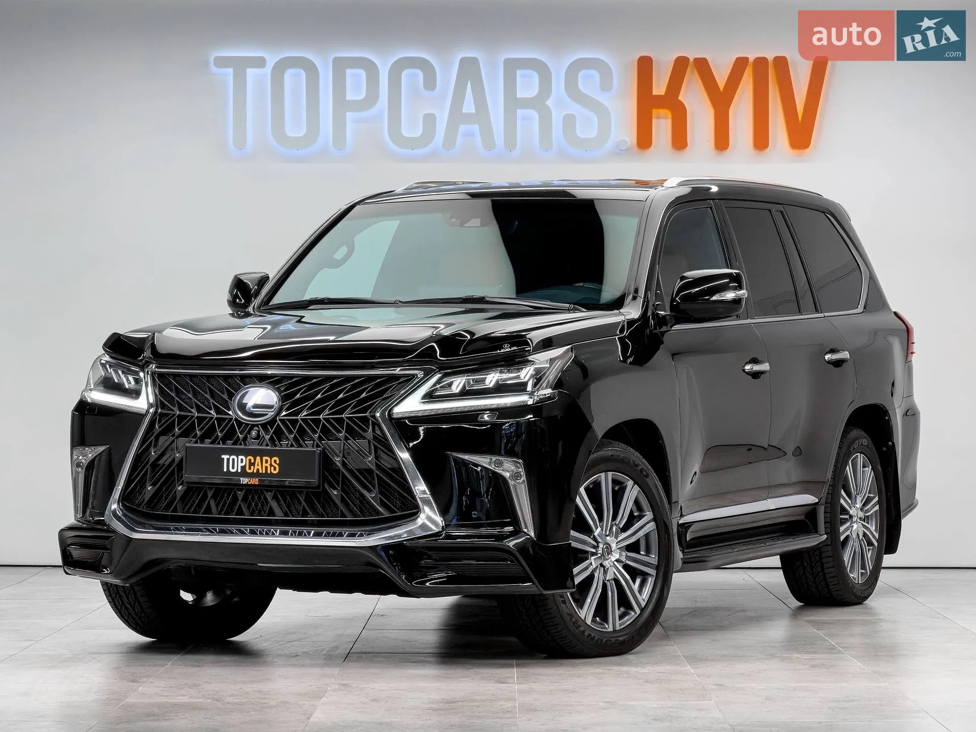 Lexus LX, 2016