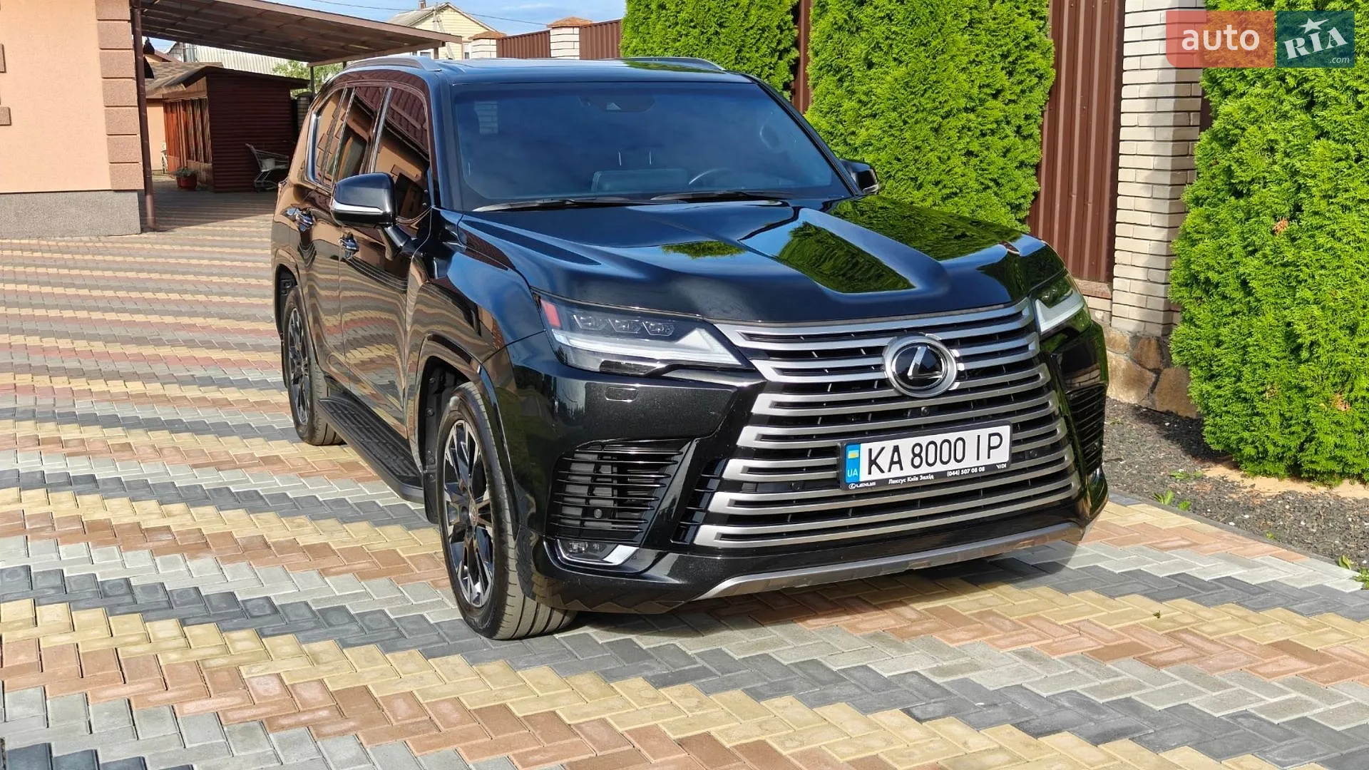 Lexus LX, 2023