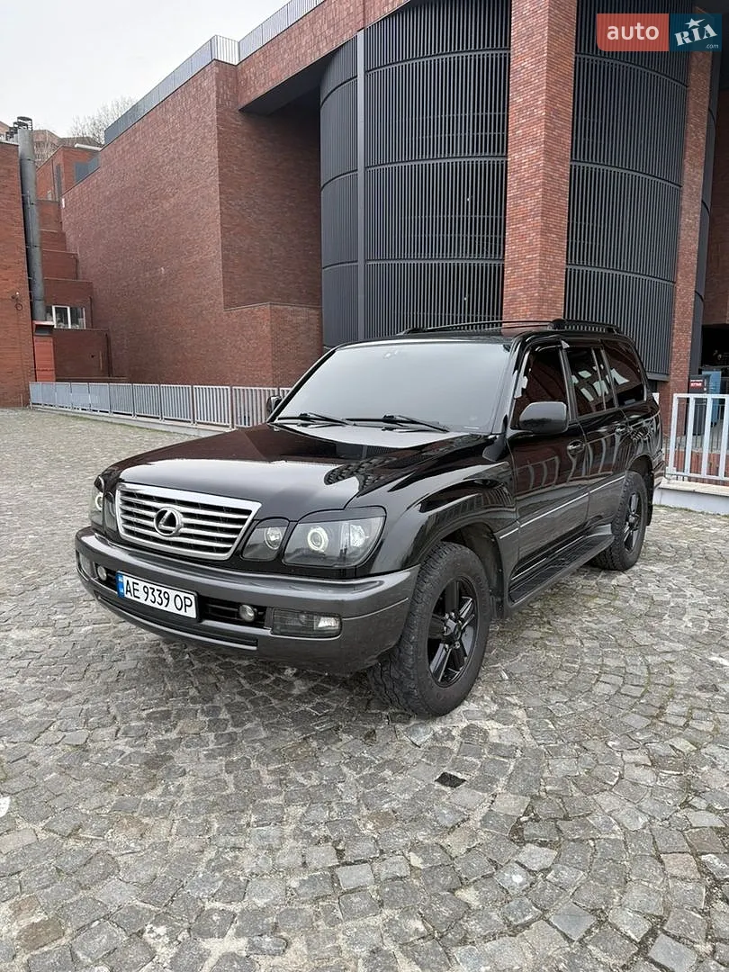 Lexus LX, 2006