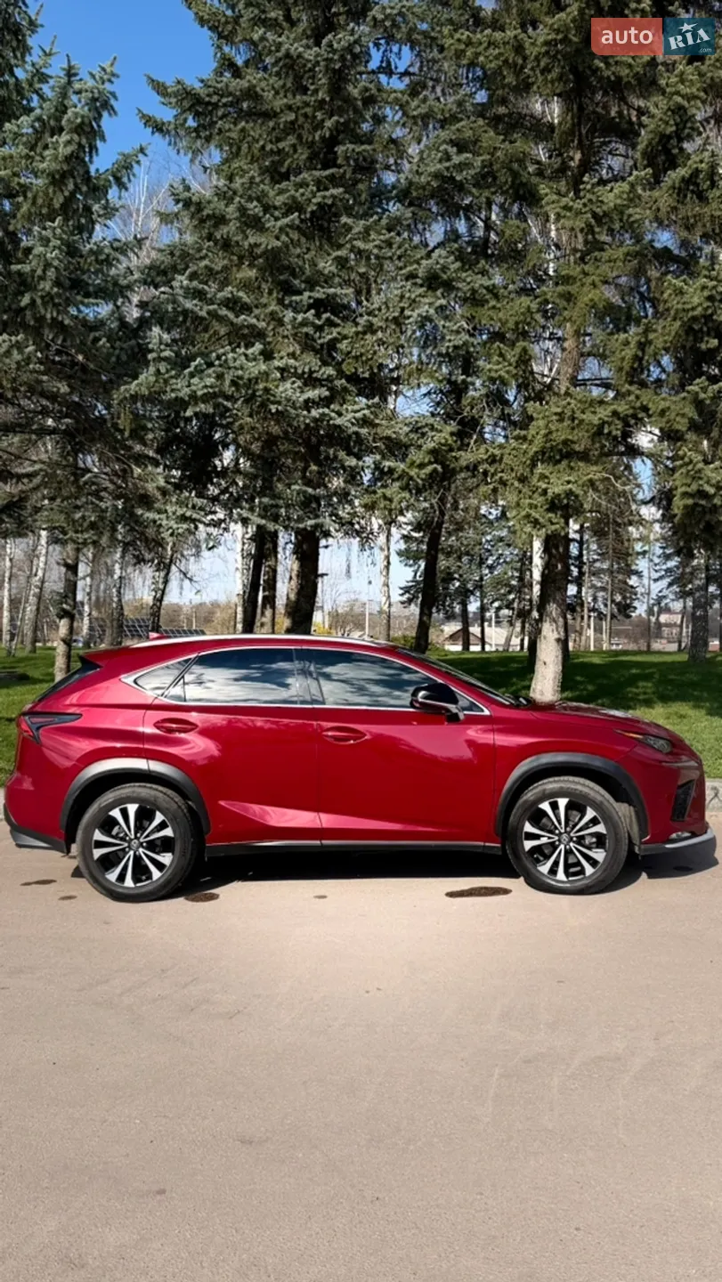 Lexus NX, 2018